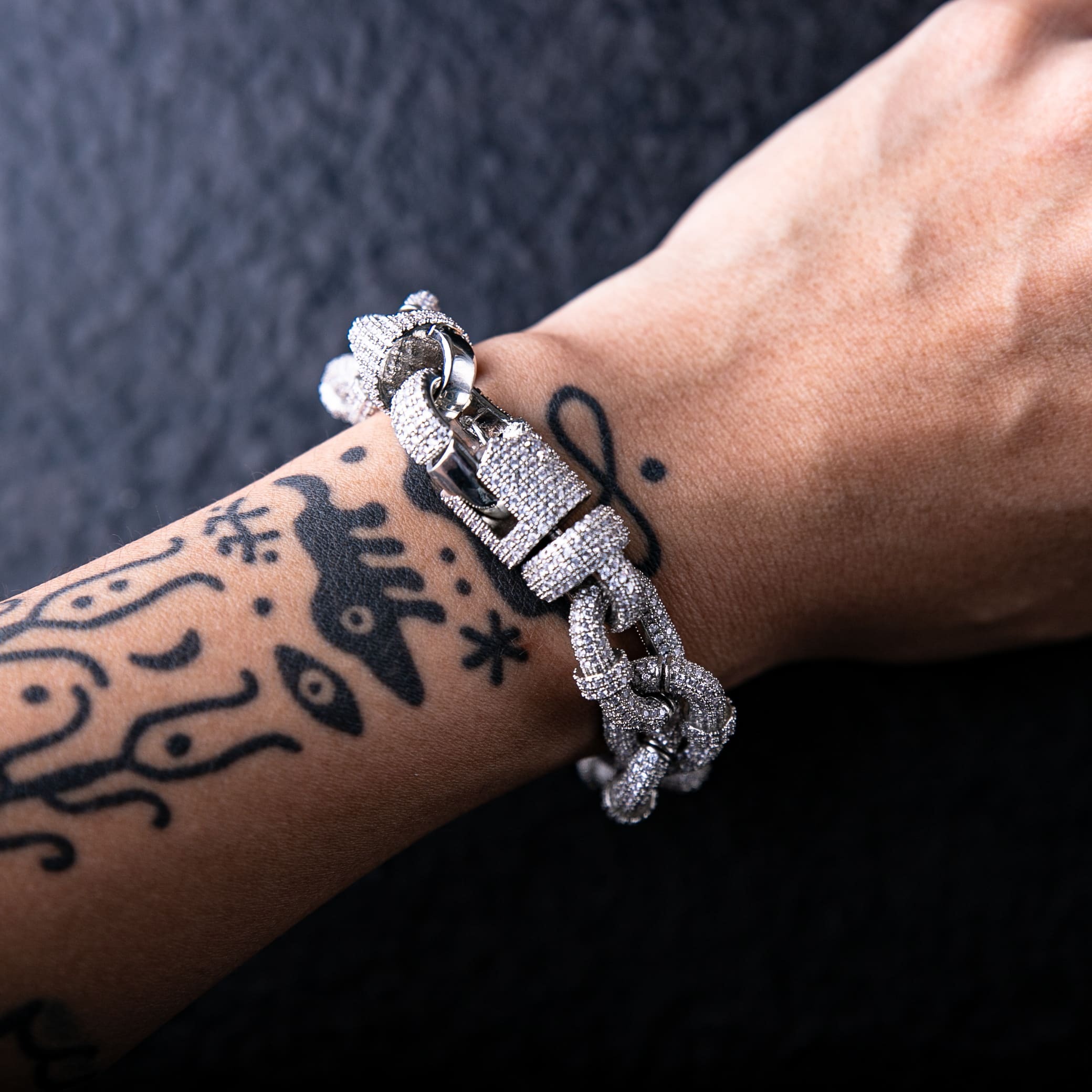 17mm滿鑲立體鎖鏈造型手鍊