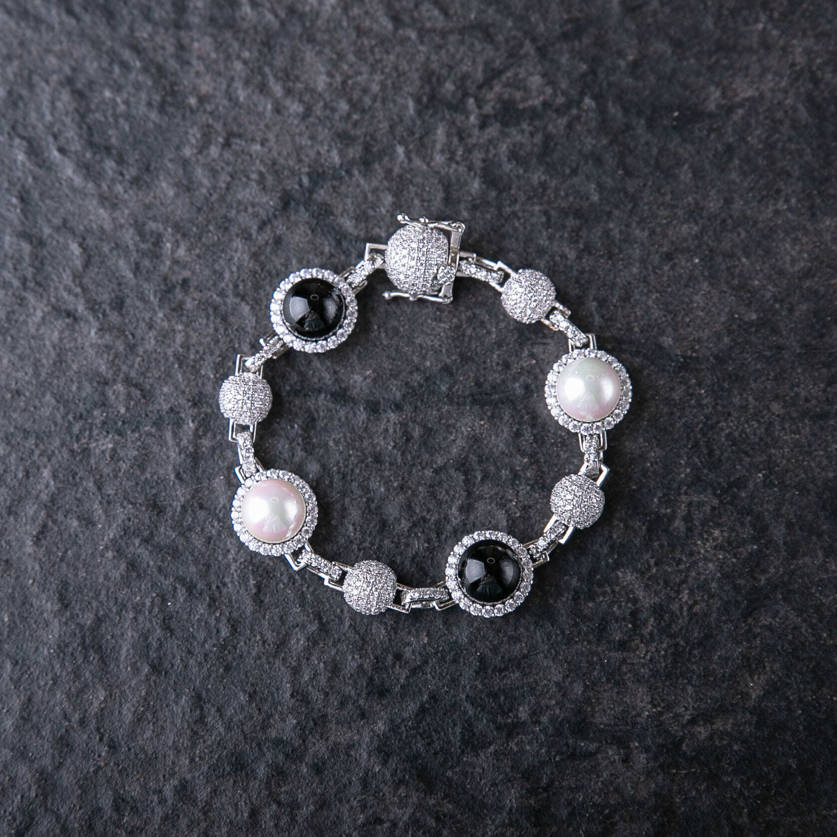 滿鑲冰球珍珠手鍊