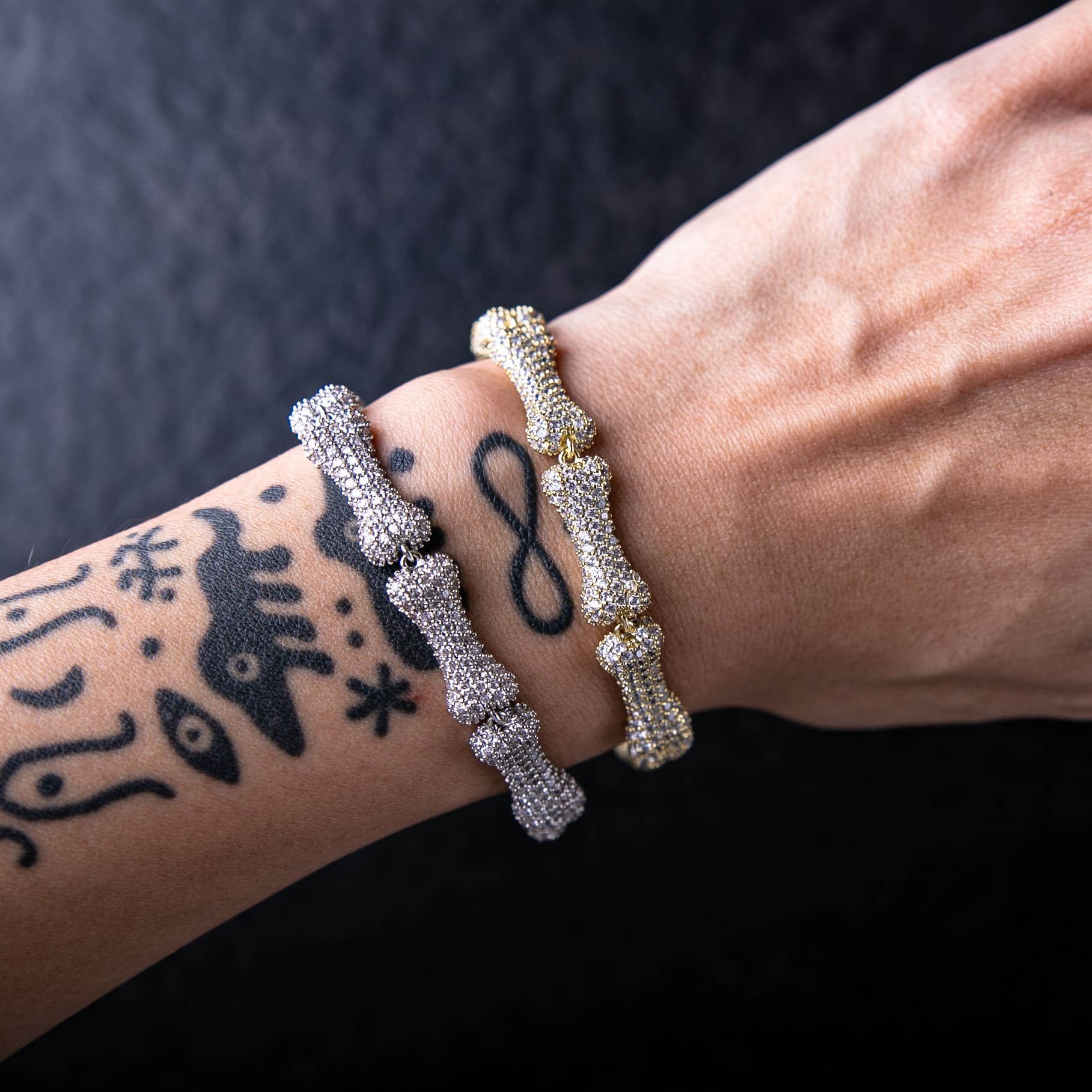 滿鑲骨頭造型手鍊