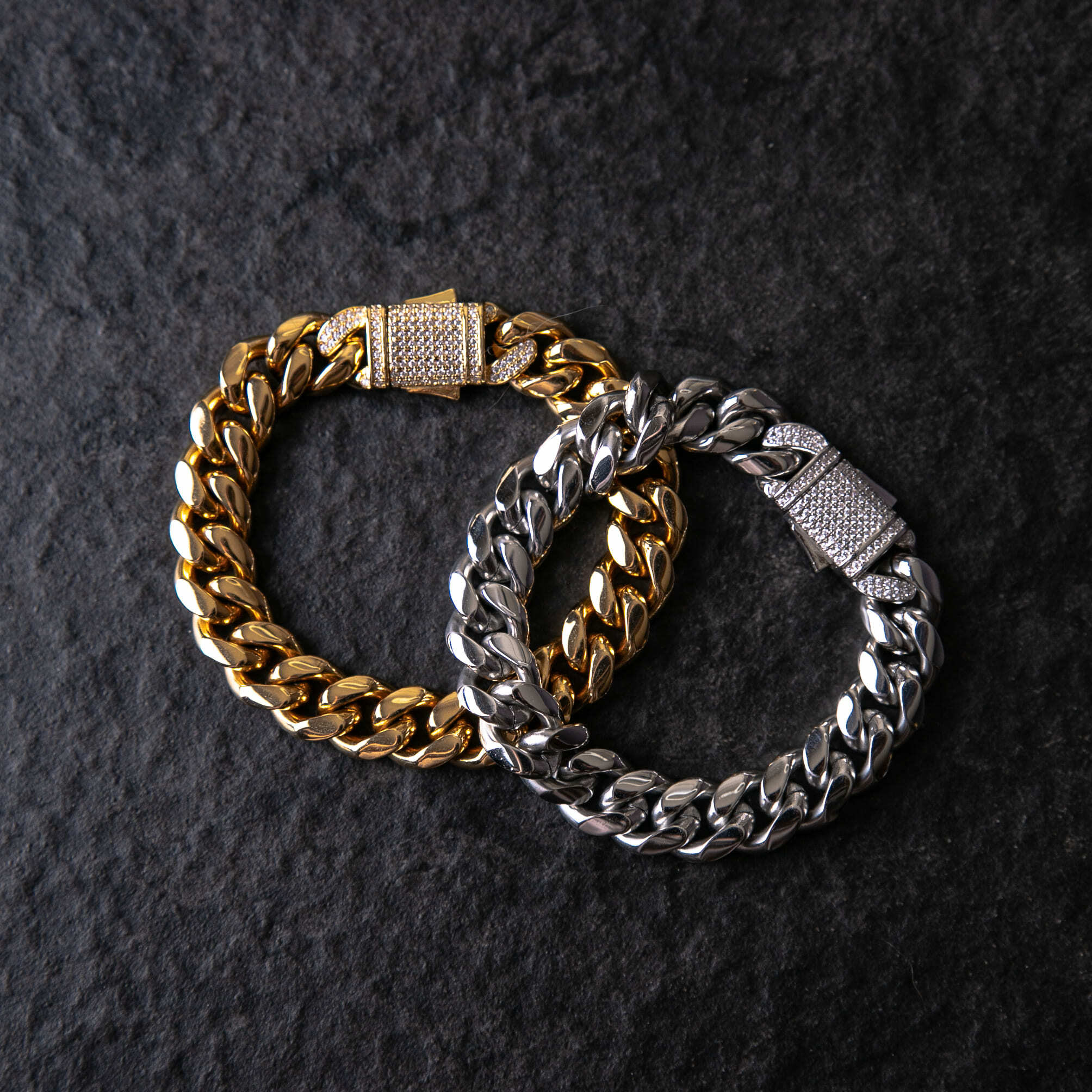 12mm滿鑲扣頭光面古巴手鍊