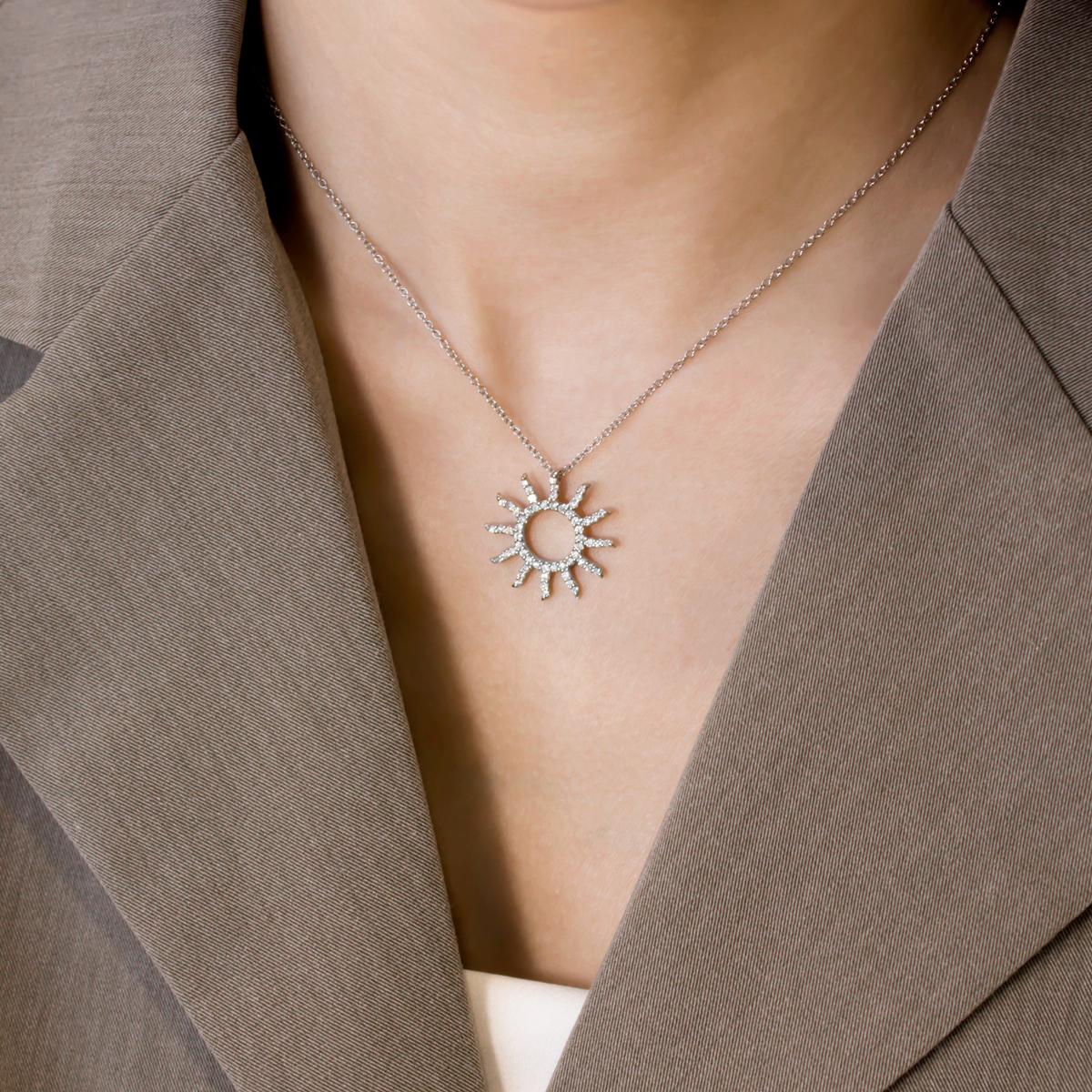 Apollo 太陽神項鍊