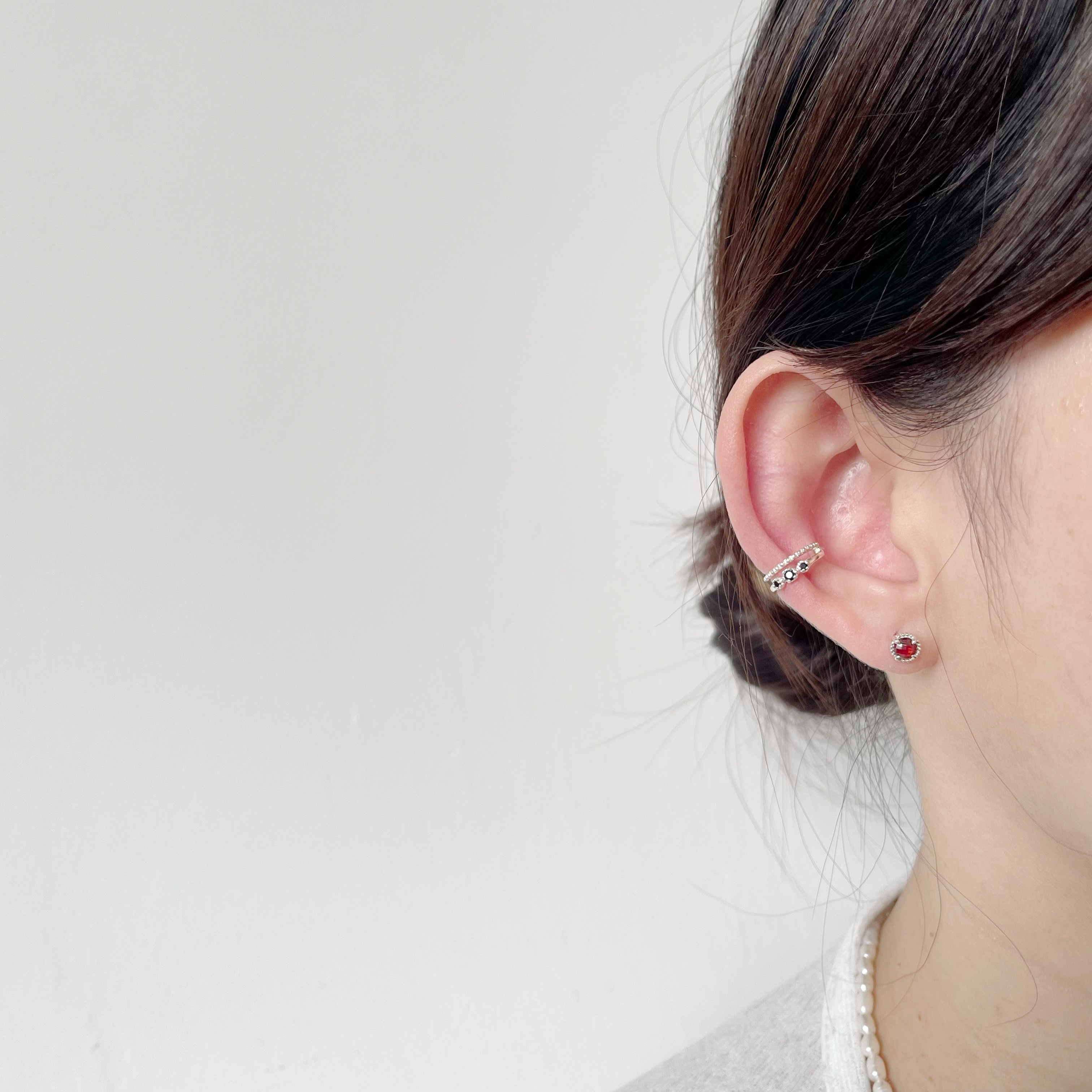 mini六爪黑尖晶雙層耳骨夾