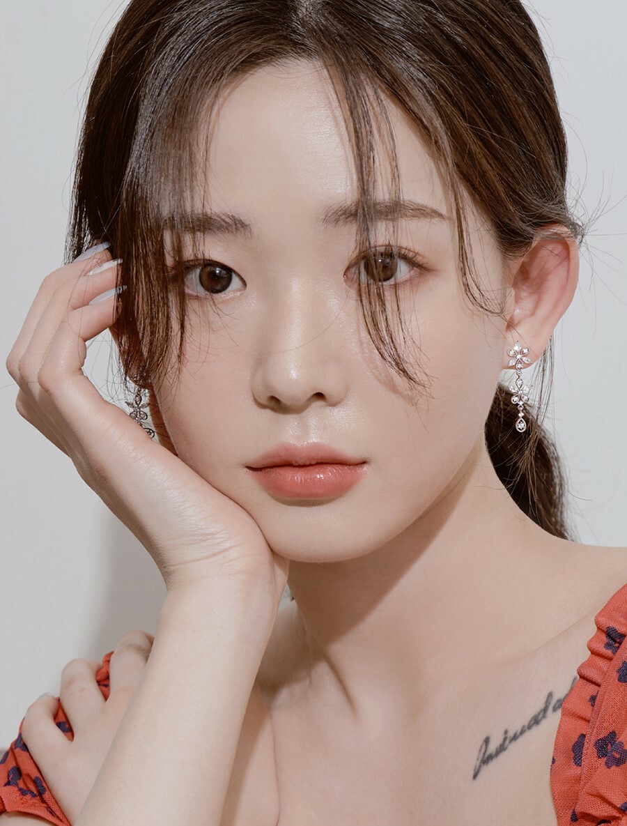 韓國WING BLING授權 花瓣點鑽垂墜兩式耳環(IU同款)