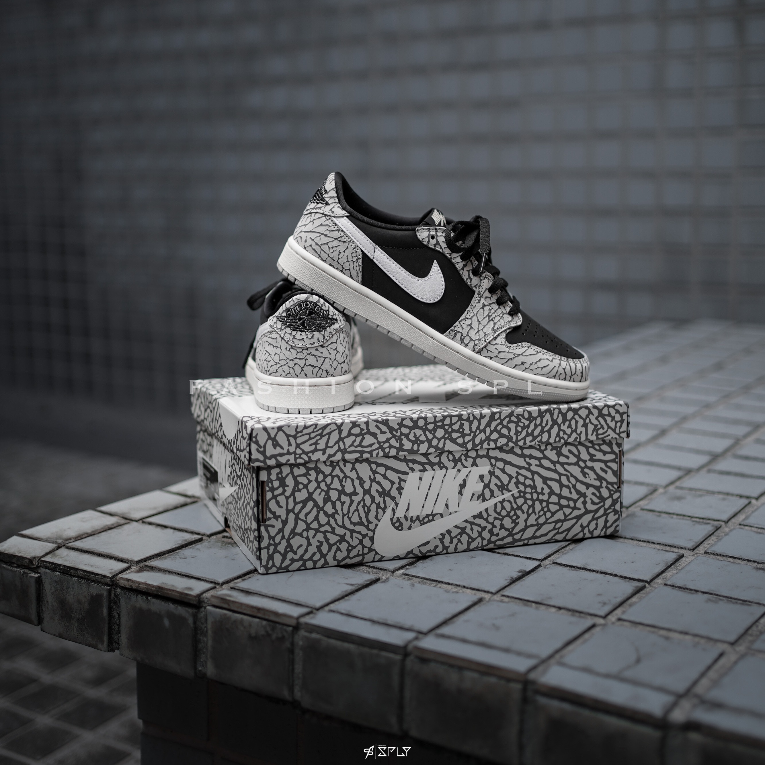 Air Jordan 1 Retro Low OG Black Cement 黑灰爆裂紋