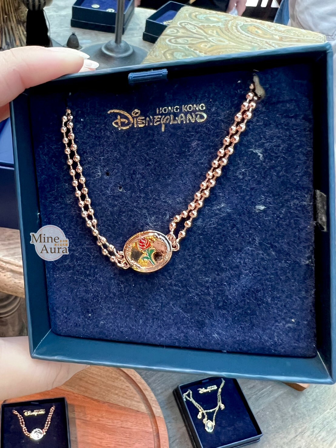 (現貨) 玫瑰永生花 橢圓牌設計 手鍊 (盒裝) 美女與野獸 Beauty and the Beast -香港迪士尼樂園