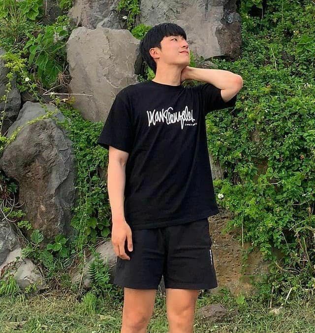 #現貨 韓國 WHAT IT ISNT 小天使 字排短踢