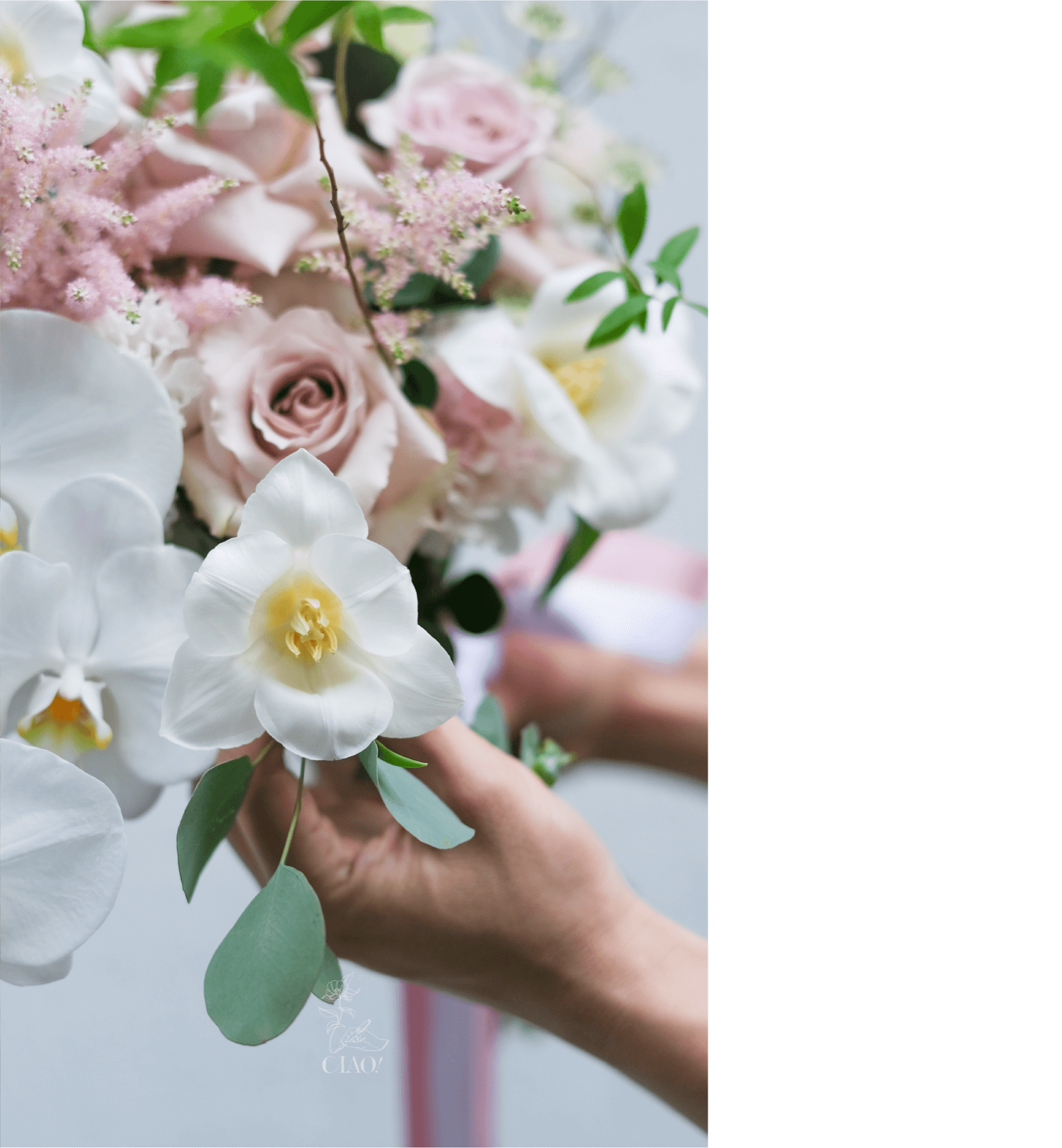 巧偶花藝_捧花精選_白粉色