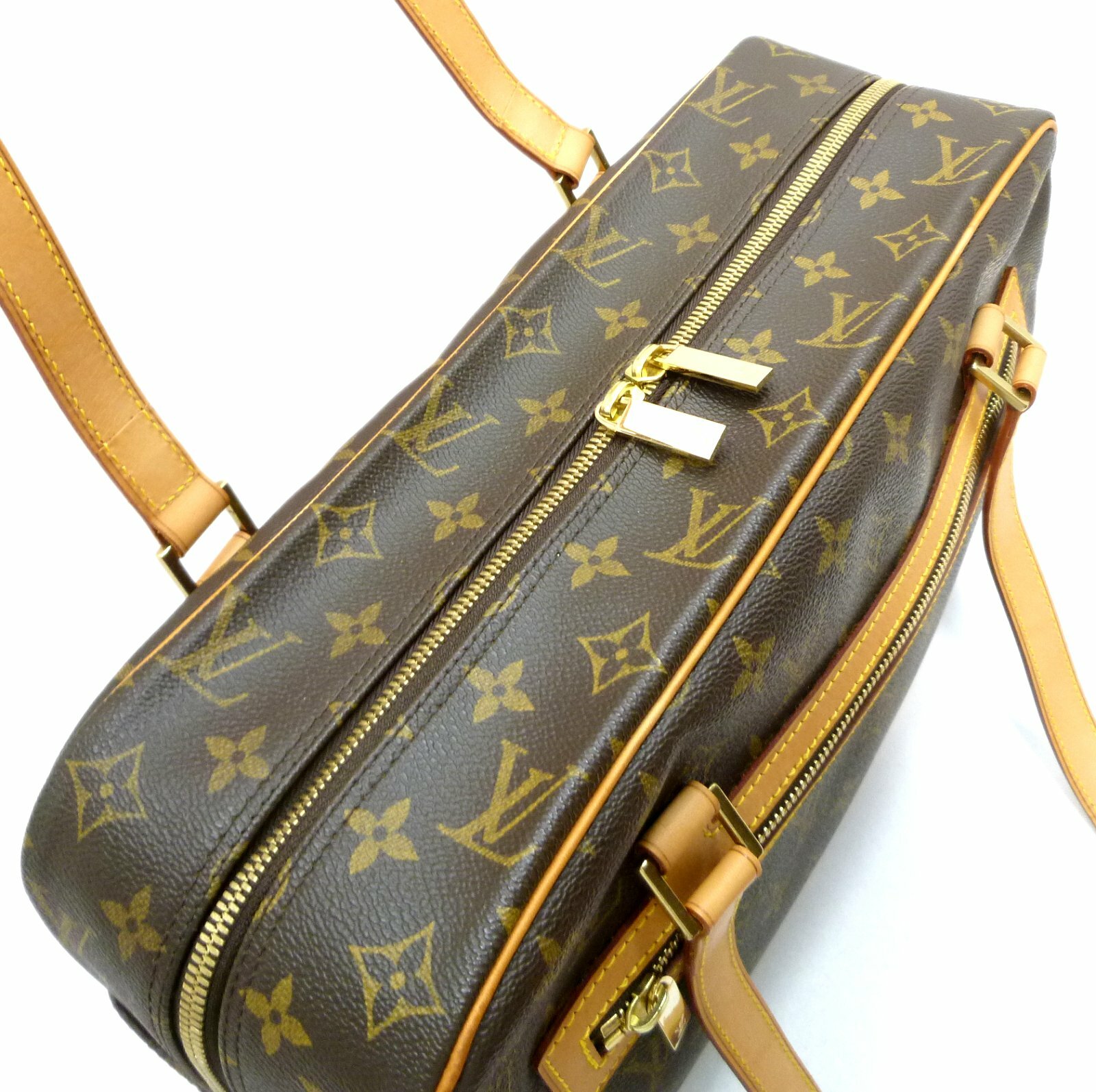 LOUIS VUITTON Louis Vuitton Cite GM Shoulder Bag M51181 Monogram