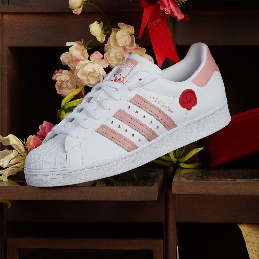 Adidas Originals V-DAY SuperStar  情人節 愛心 白色 小白鞋 貝殼頭 IE6976