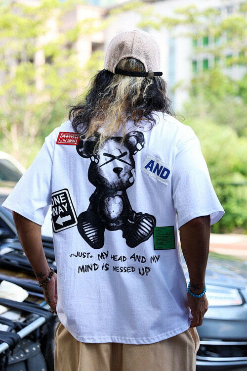 熊布貼補丁短袖T恤