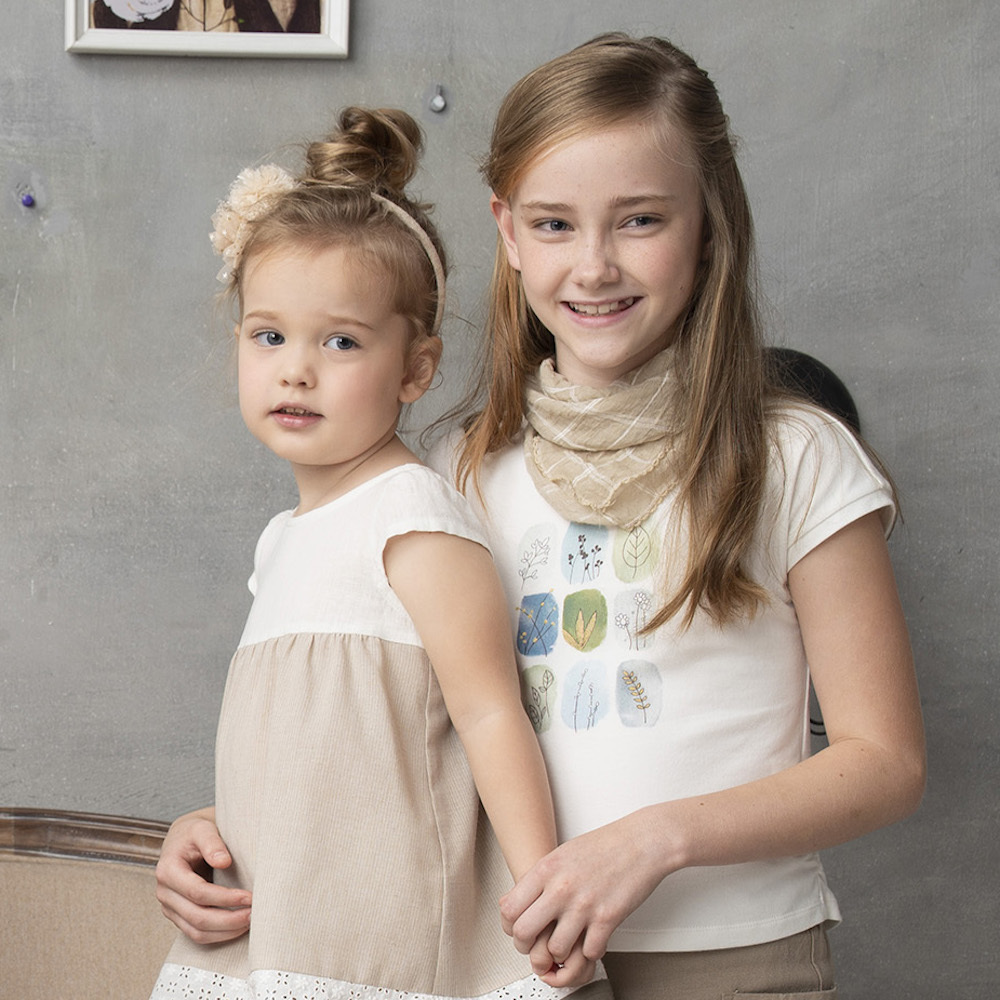 PIPPY水彩花草印花棉質上衣 米白