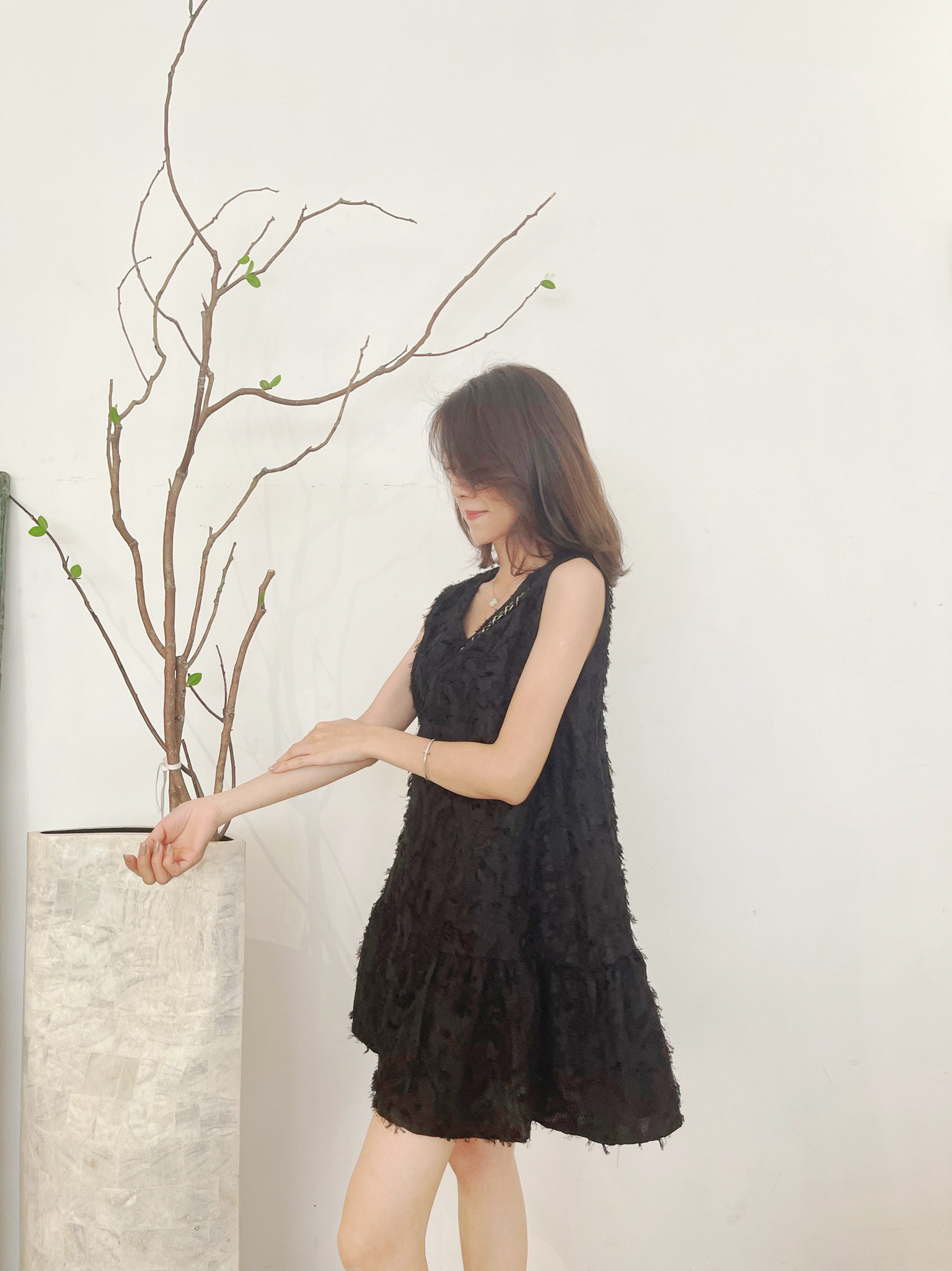 Silk-Blend Sleeveless Ruffle Hem Mini Dress_DS237L02