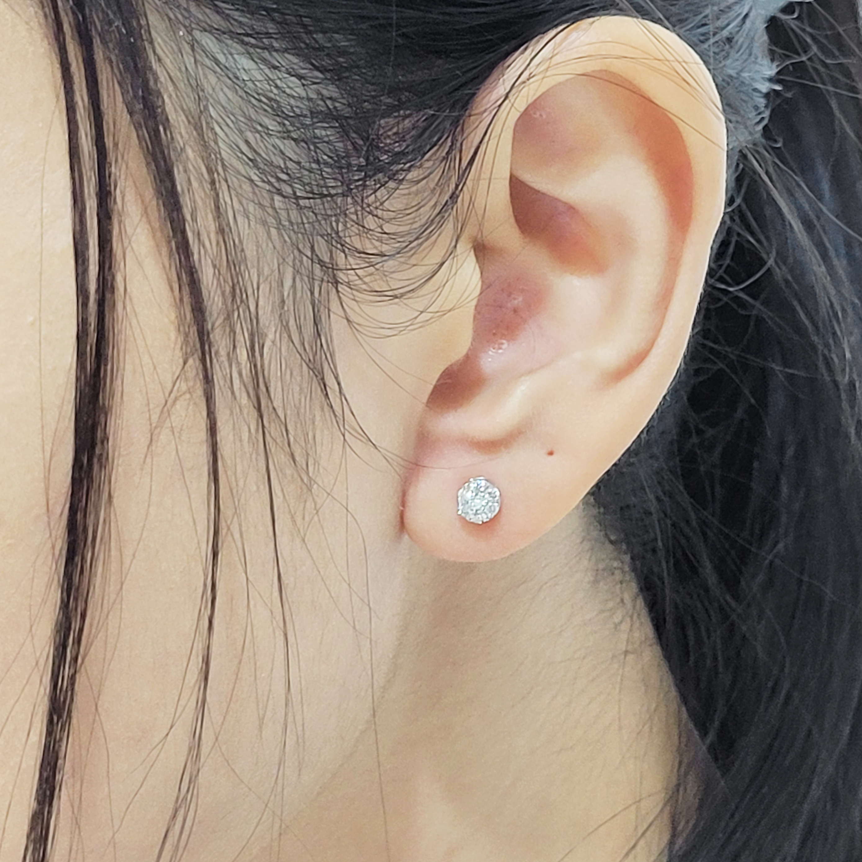 18K白金天然鑽石圓形耳環 (三種配戴款式)