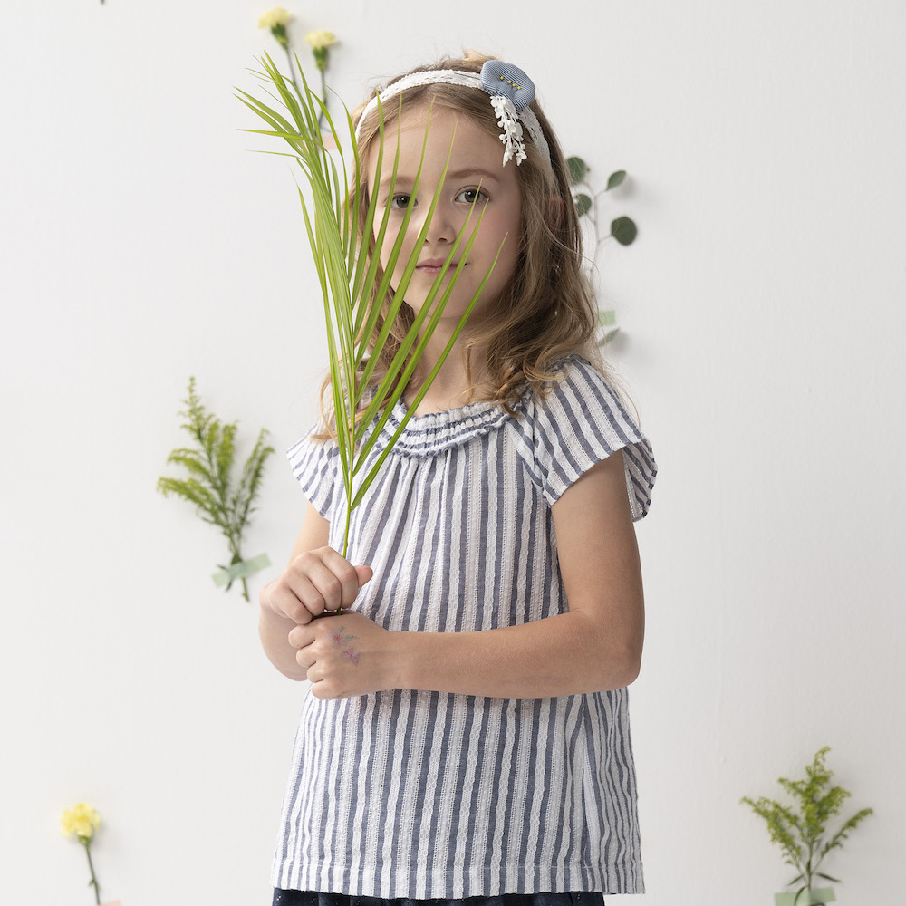 PIPPY 清爽純棉直條紋圓領上衣 藍