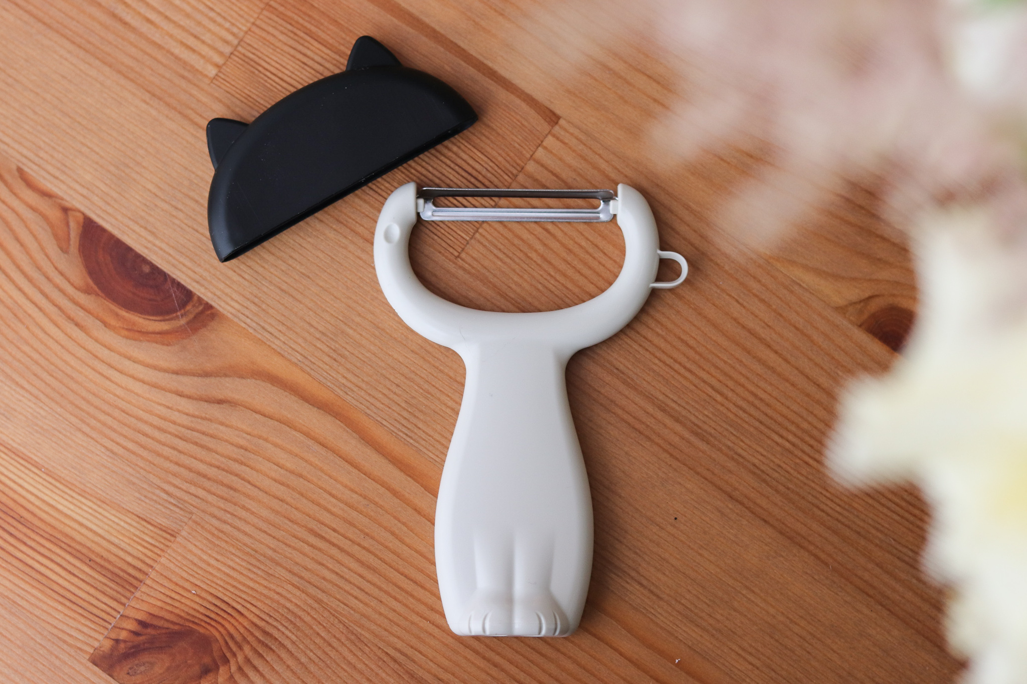 日本 貝印 Nyammy 貓咪造型 附蓋 2way削皮刀