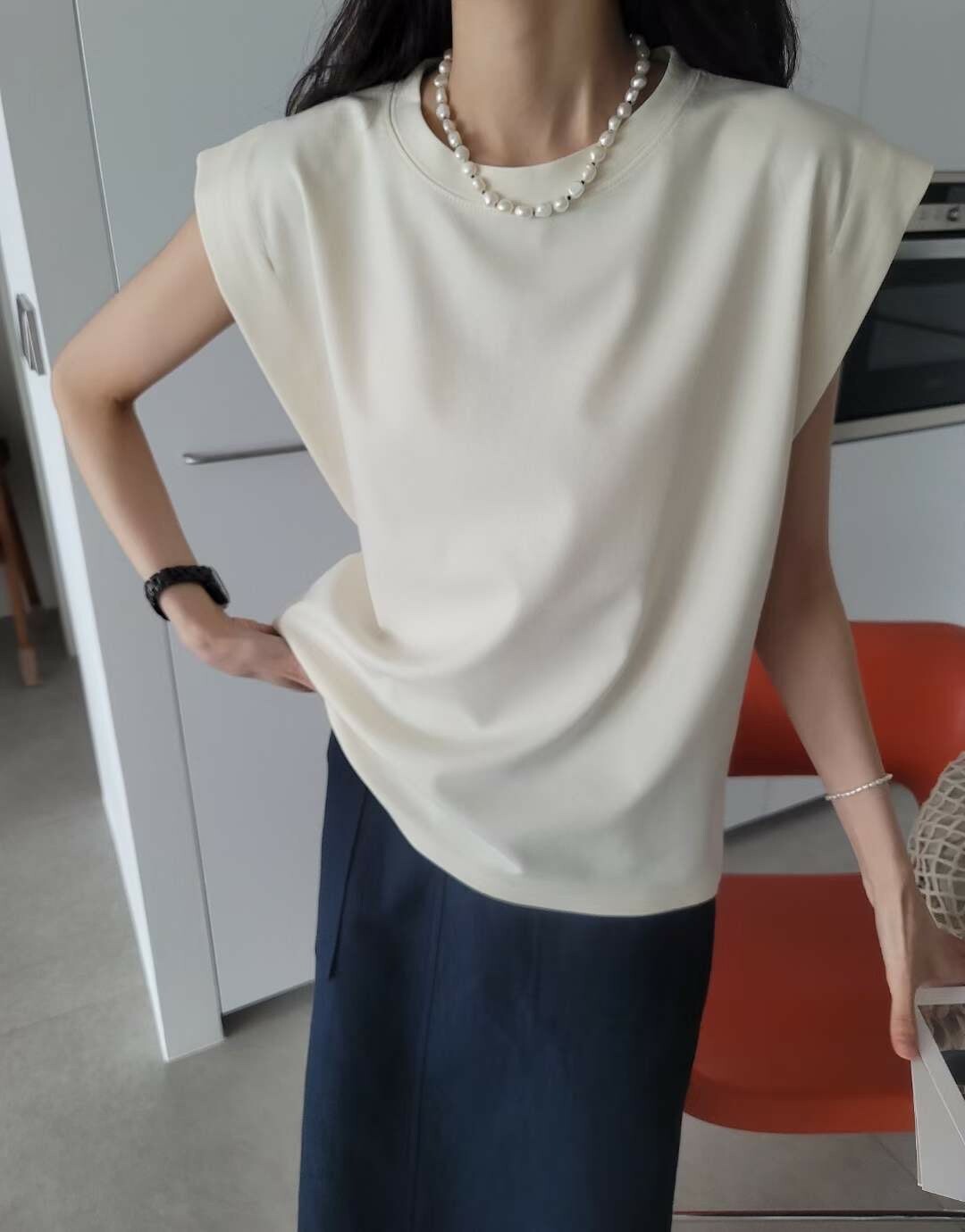 造型素色背心(單一價)