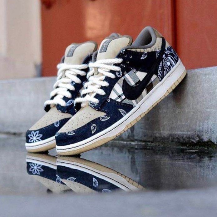Nike SB Dunk Low x Travis Scott 聯名 絨面 腰果花變形蟲 CT5053-001