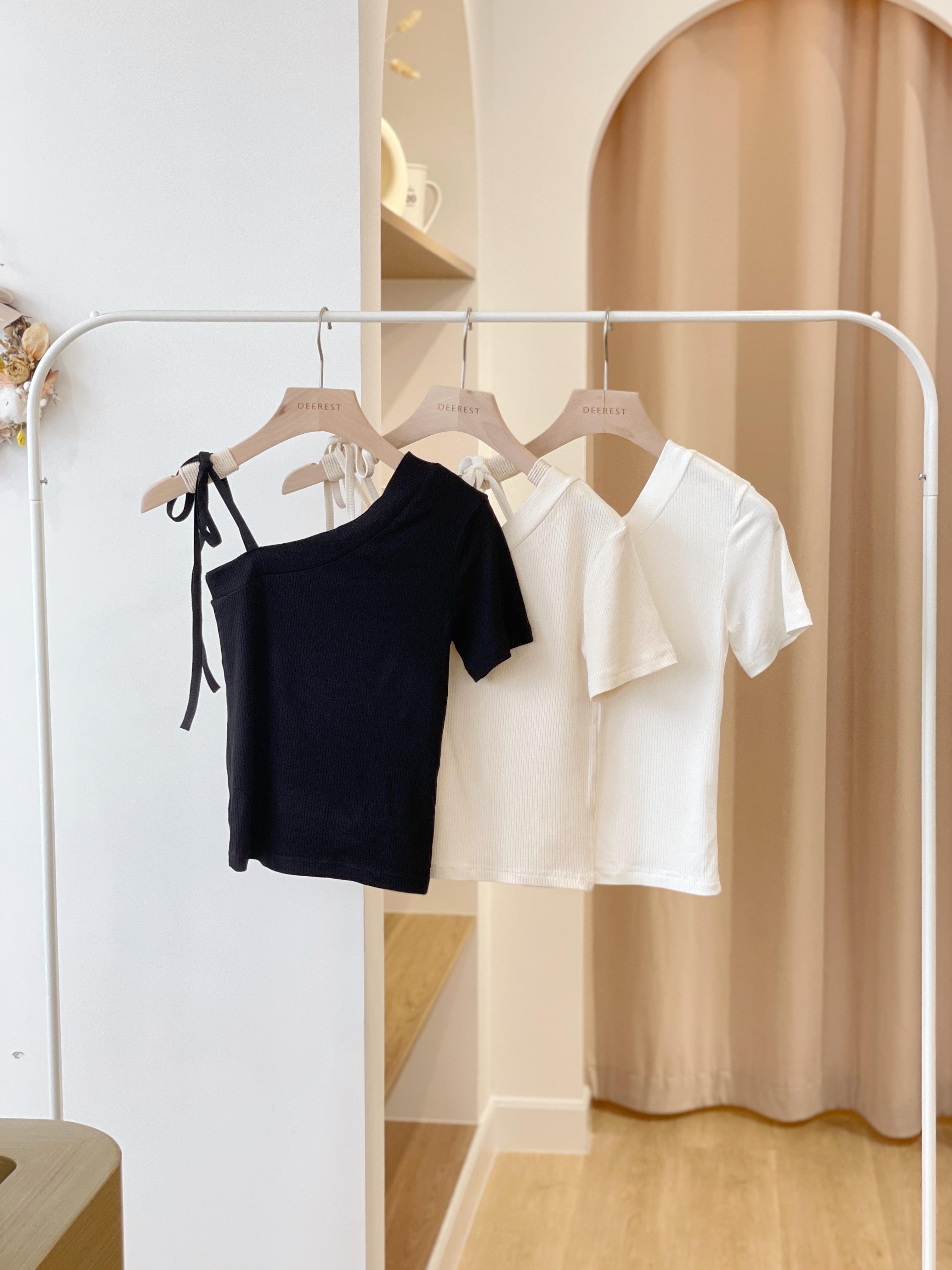 T707 Stretchy One Shoulder Top