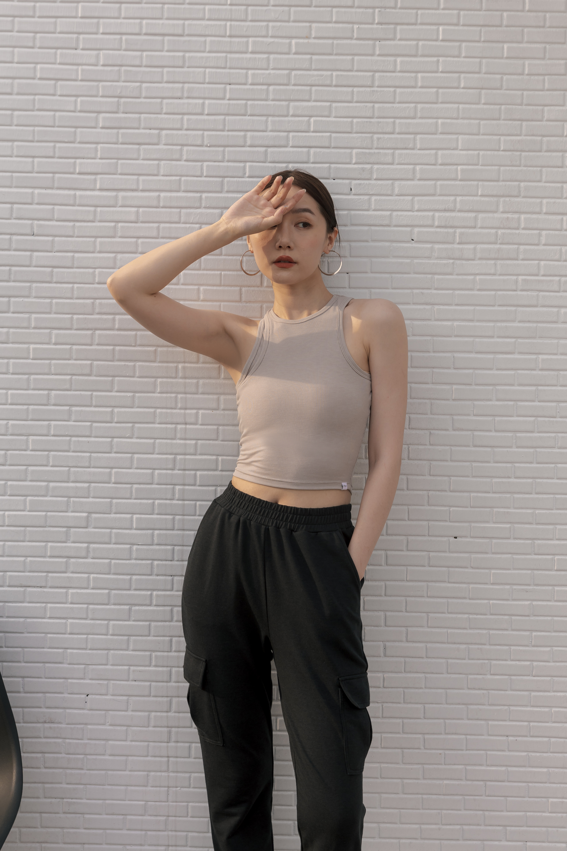 羅紋設計感削肩背心- 米杏