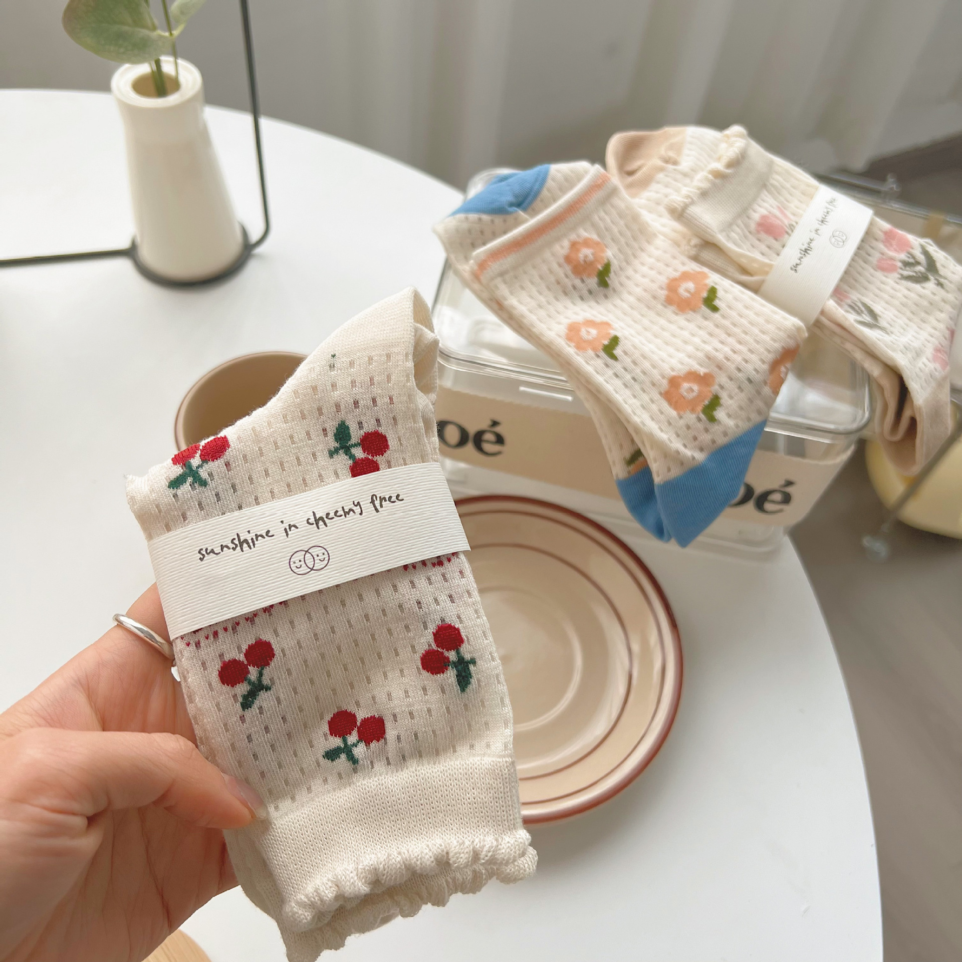 《2685》♾️甜美花朵夏季薄款中筒襪