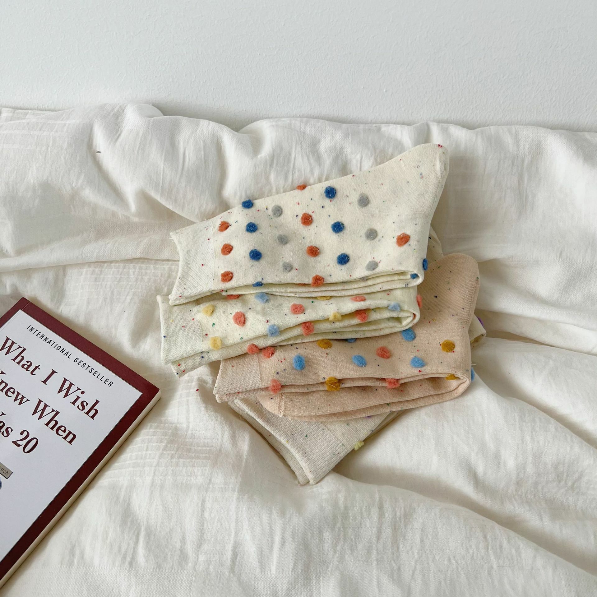 《2686》♾️立體點點網紗甜心中筒襪