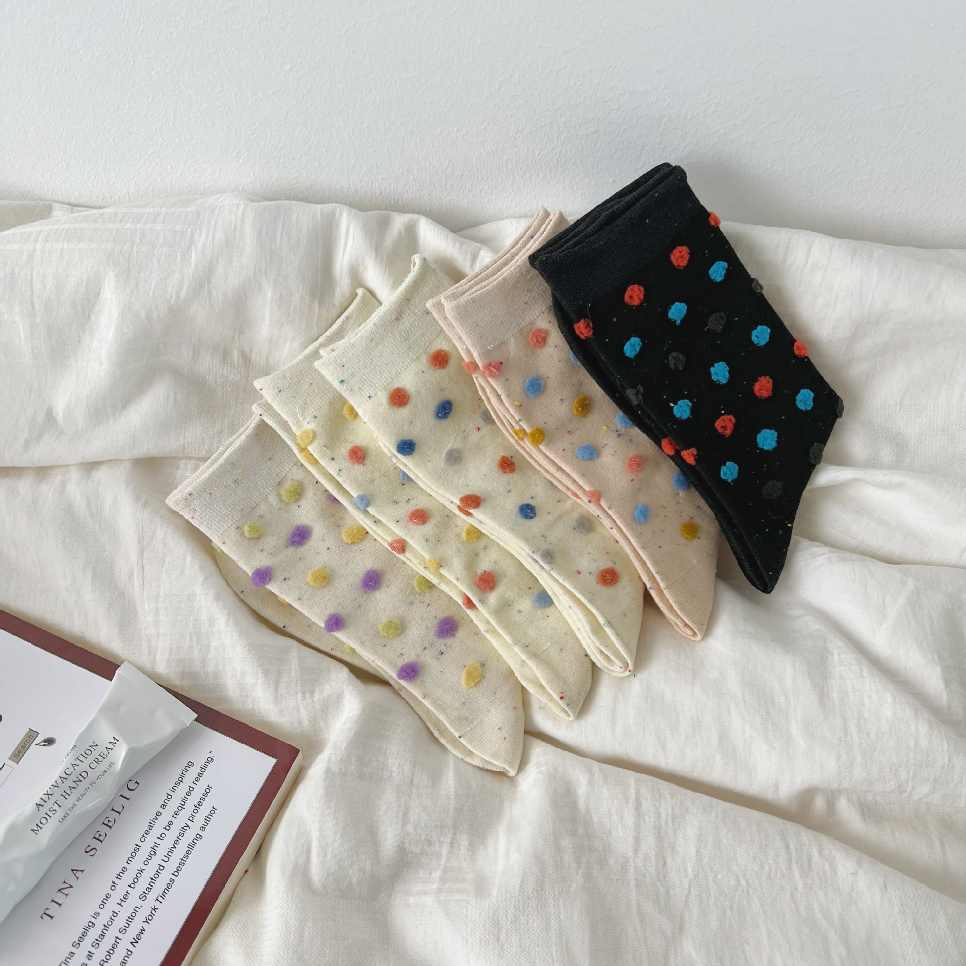 《2686》♾️立體點點網紗甜心中筒襪