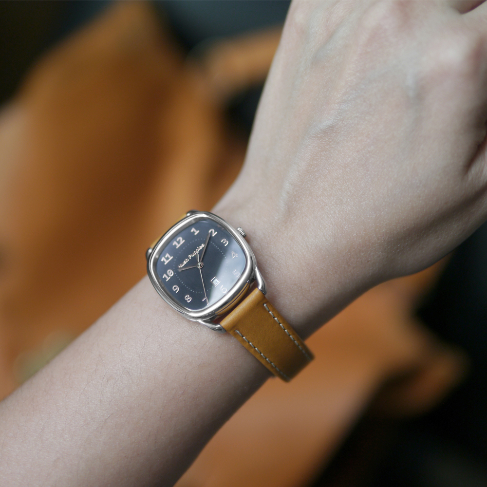 Signature 簡約氣質酒桶女錶 / 共4色