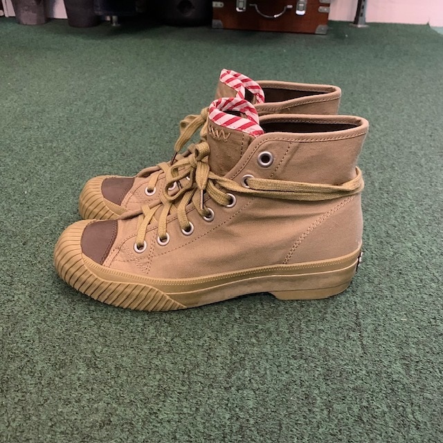 ON SALE 50% OFF : VISVIM WMV KIEFER P.E.TRAINER SHOES W *女裝- KHAKI WOMEN SIZE (8) IN STOCK NOW (現貨發售中)