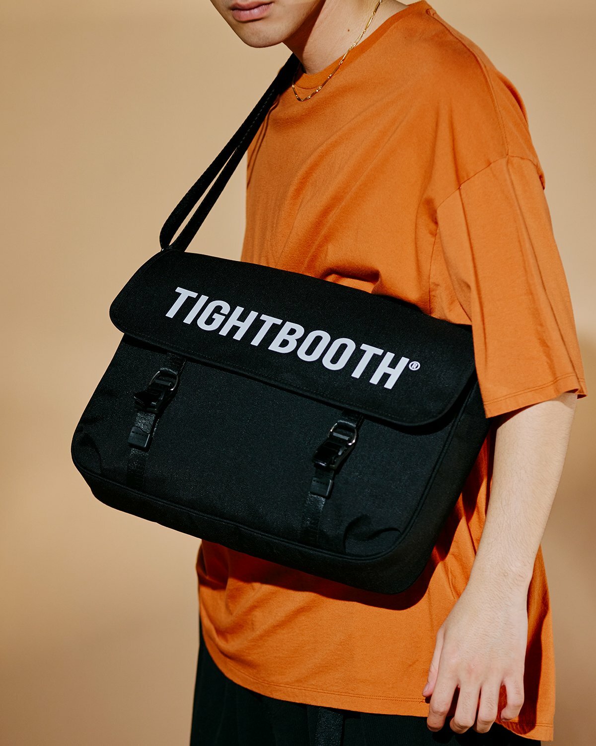 バッグ TIGHTBOOTH LOGO SHOULDER BAG original.jpg?1688124858