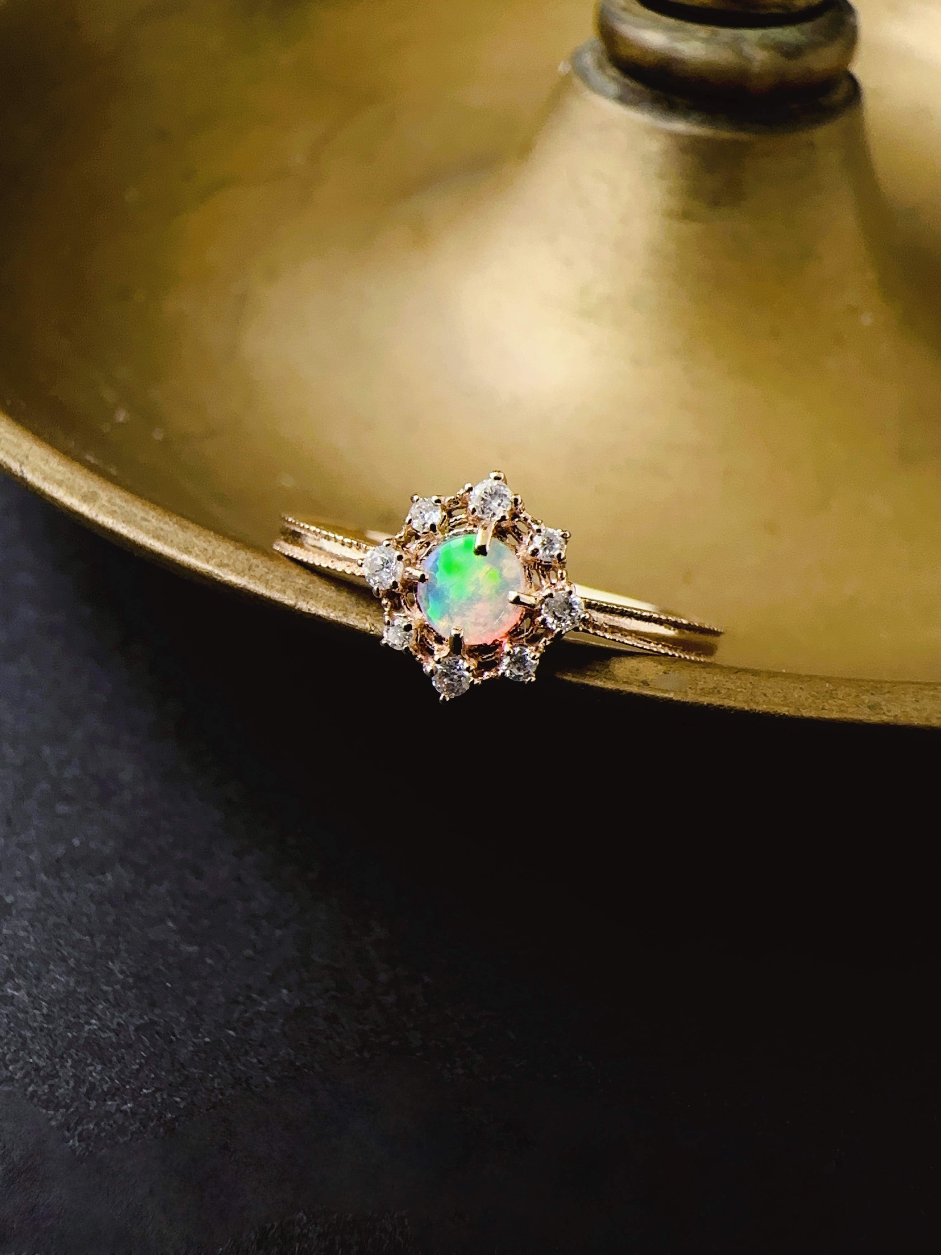 綾ー蛋白石花戒