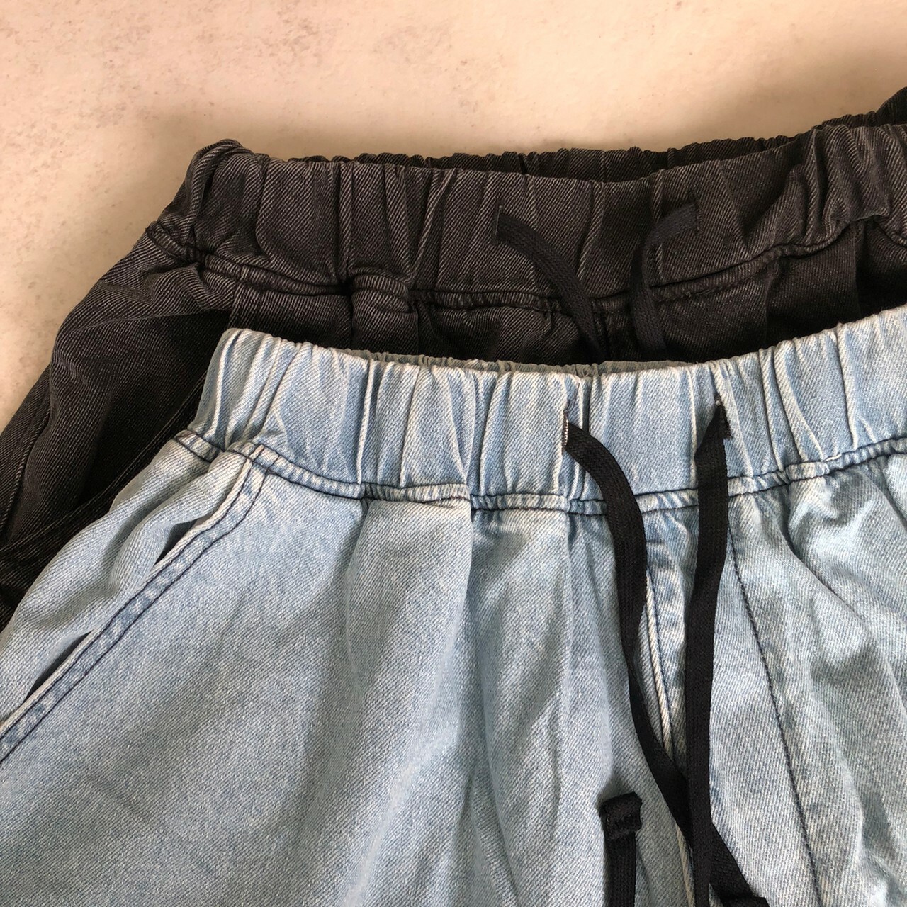 寬版闊腿牛仔抽繩短褲 D136