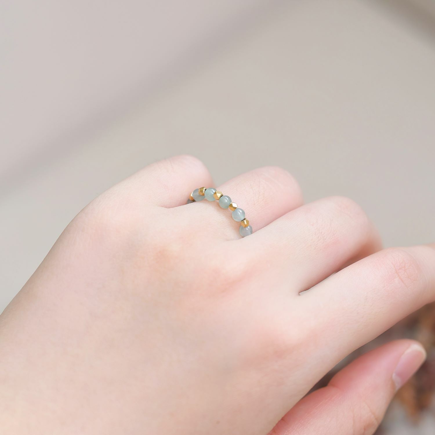 翠綠．磨砂金粒翡翠戒指（產品編號：JG001）