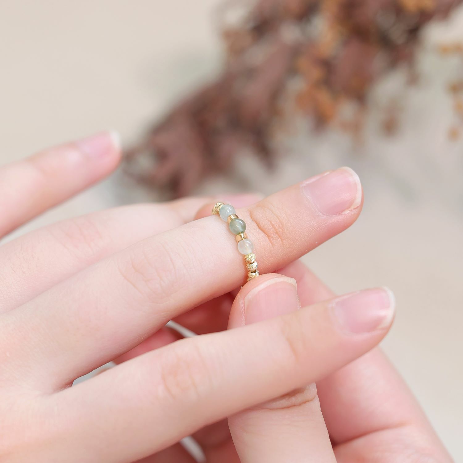 翠綠．三珠x扭紋金珠翡翠戒指（產品編號：JG003）