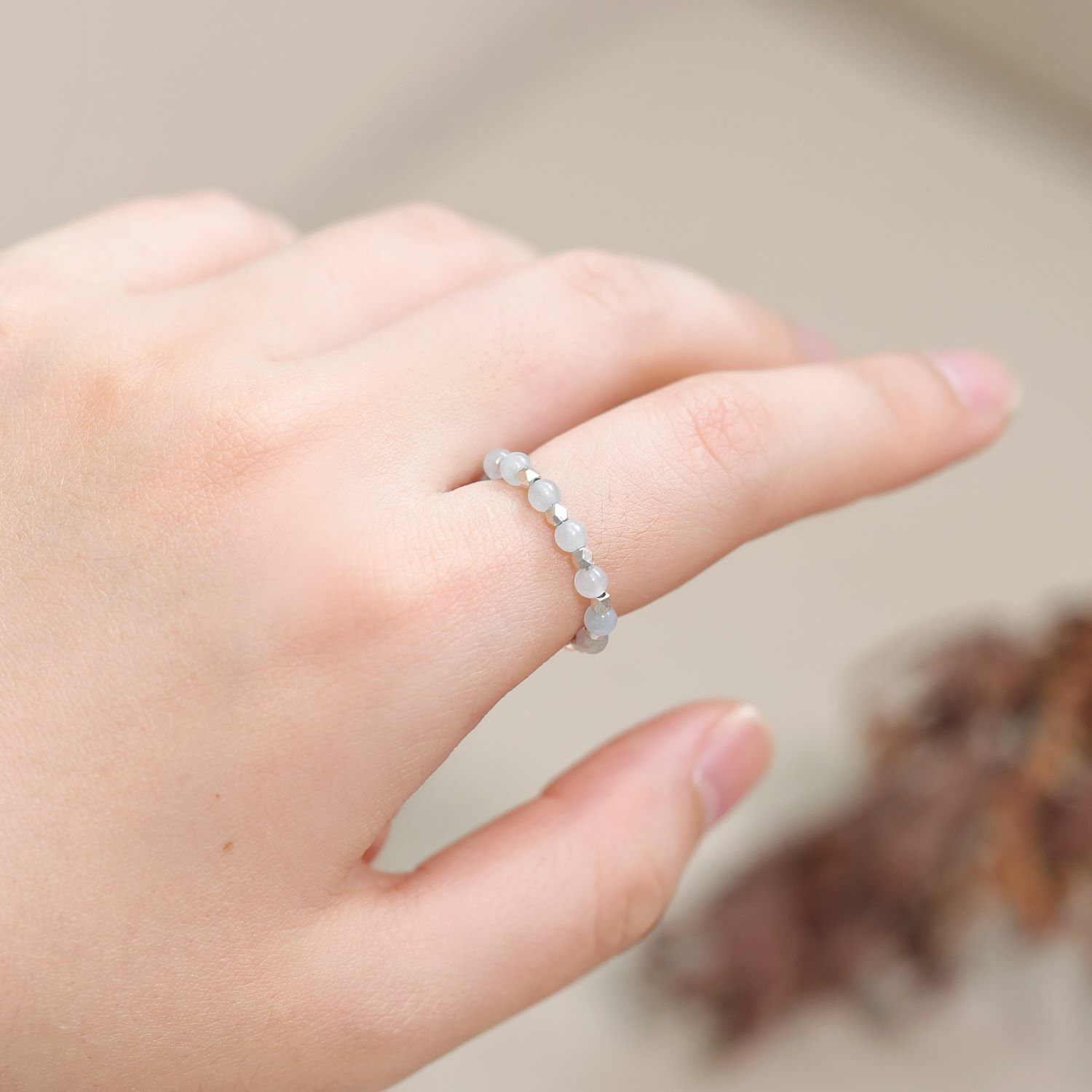 冰白．磨砂銀粒翡翠戒指（產品編號：JW002）