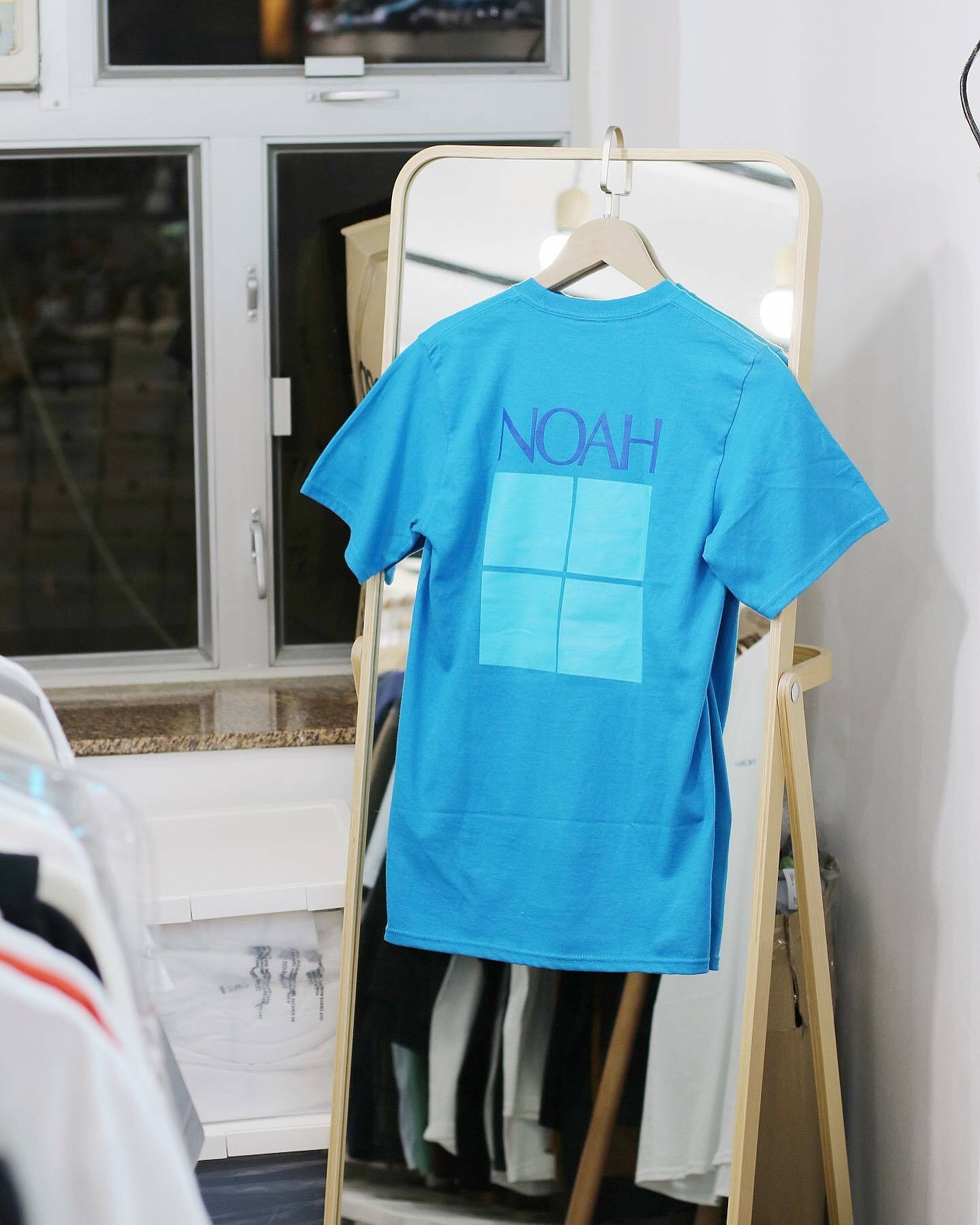 Noah 4 Squares Tee blue