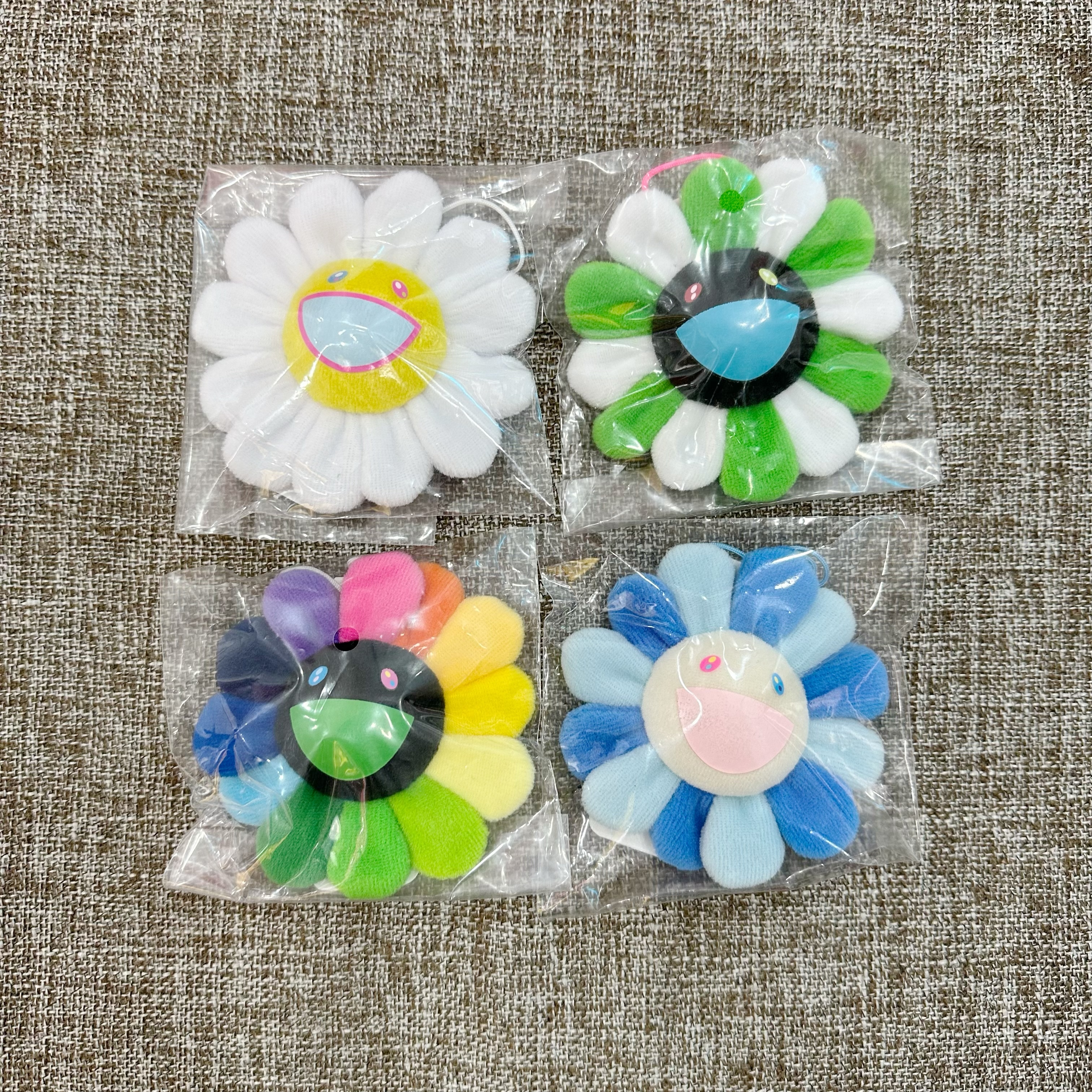 村上隆 Takashi Murakami Flower Plush Strap 8CM 太陽花