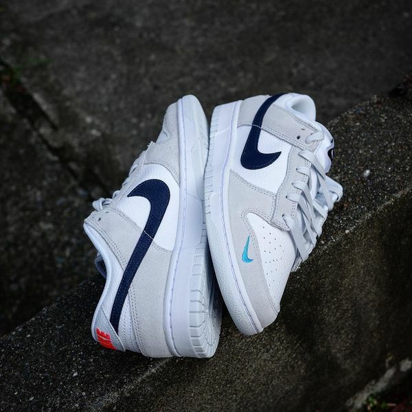 Nike dunk low  灰底藍勾  ( fj4227-001 )