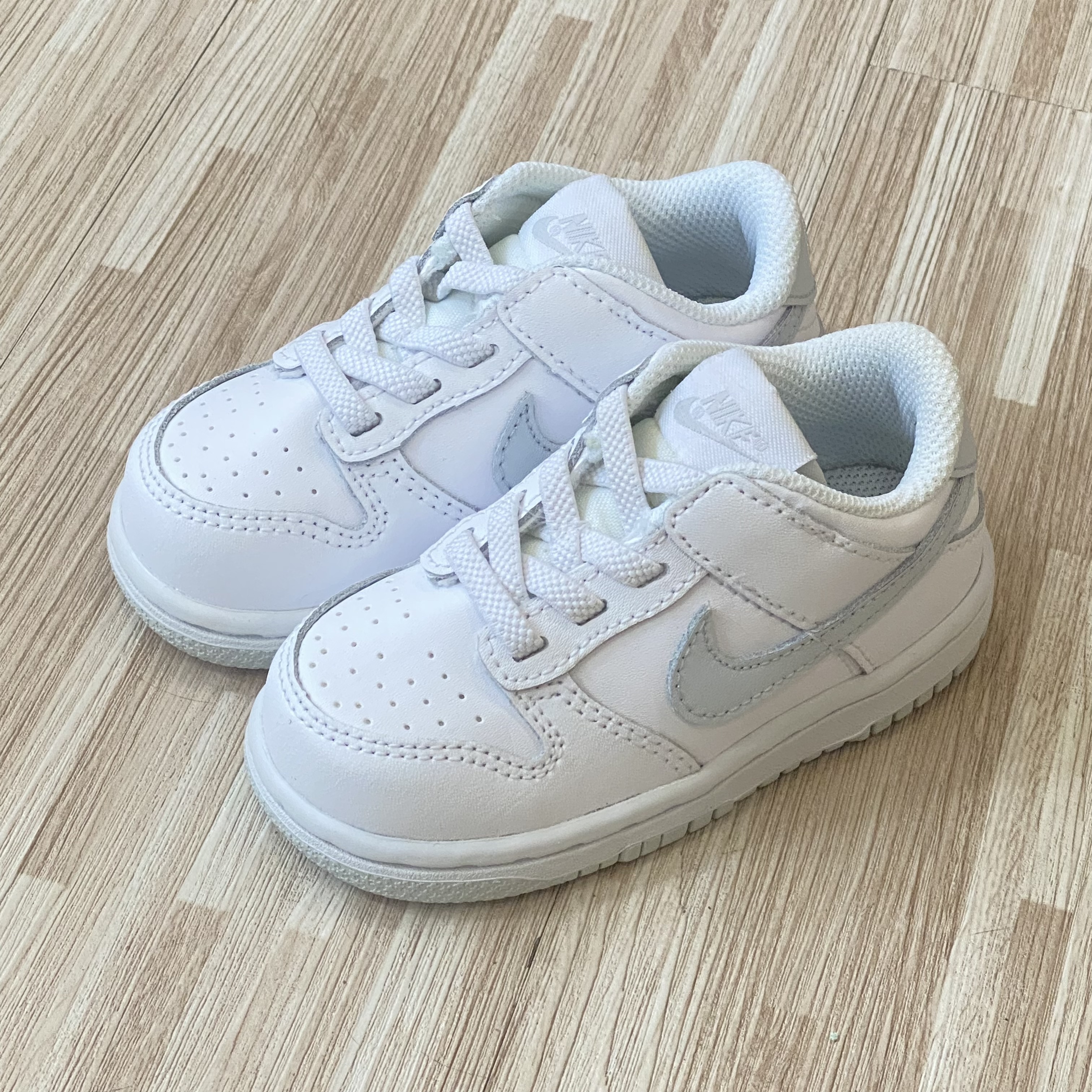 日版Nike Dunk Low 白灰