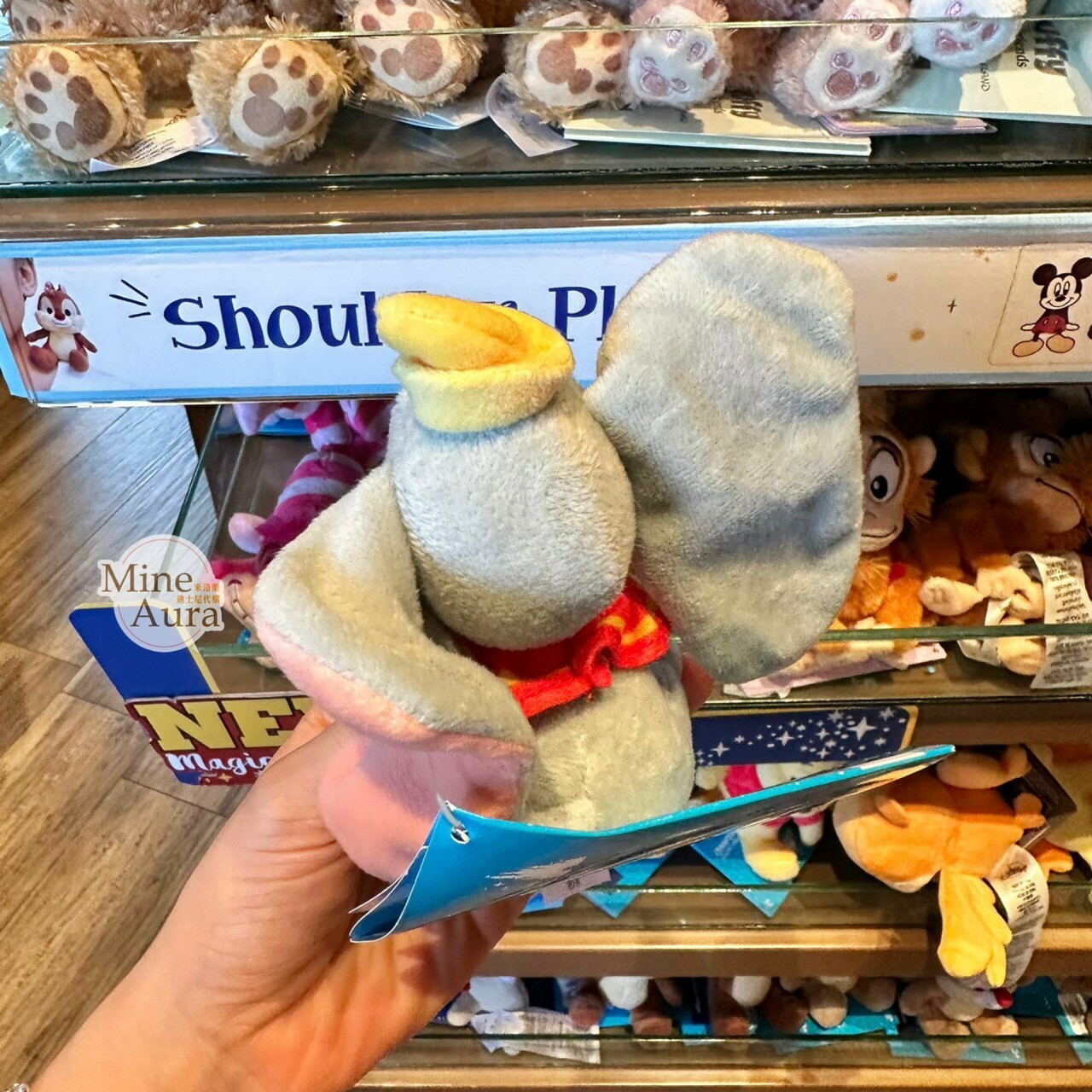 小飛象 Dumbo 磁鐵 坐肩 絨毛 娃娃 公仔 -香港迪士尼樂園