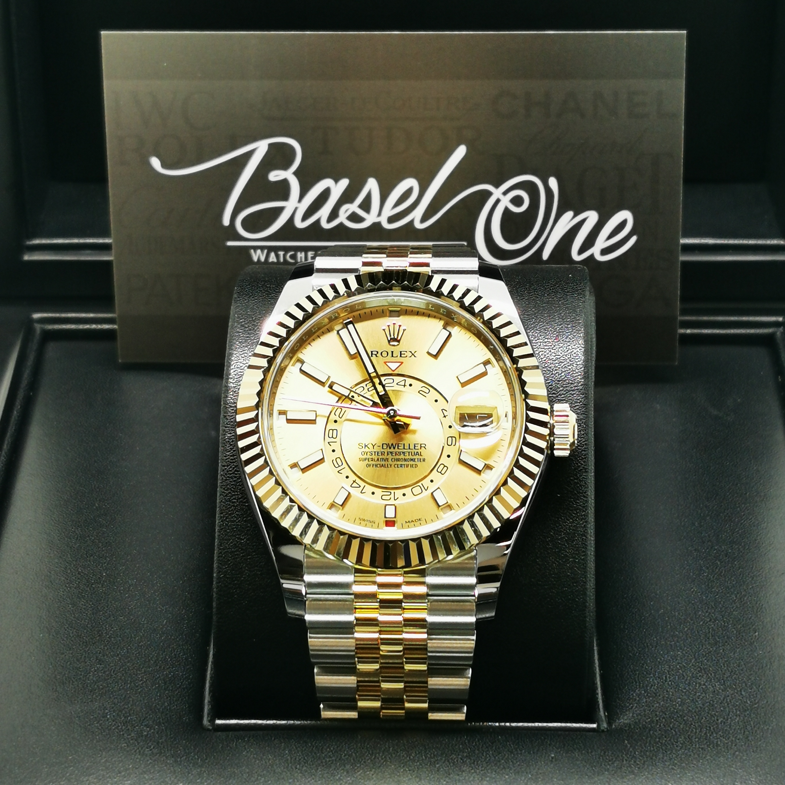 DISCONTINUED BRAND NEW ROLEX 326933 SKY-DWELLER CHAMP DIAL YELLOW GOLD OYSTERSTEEL JUBILEE 42 MM