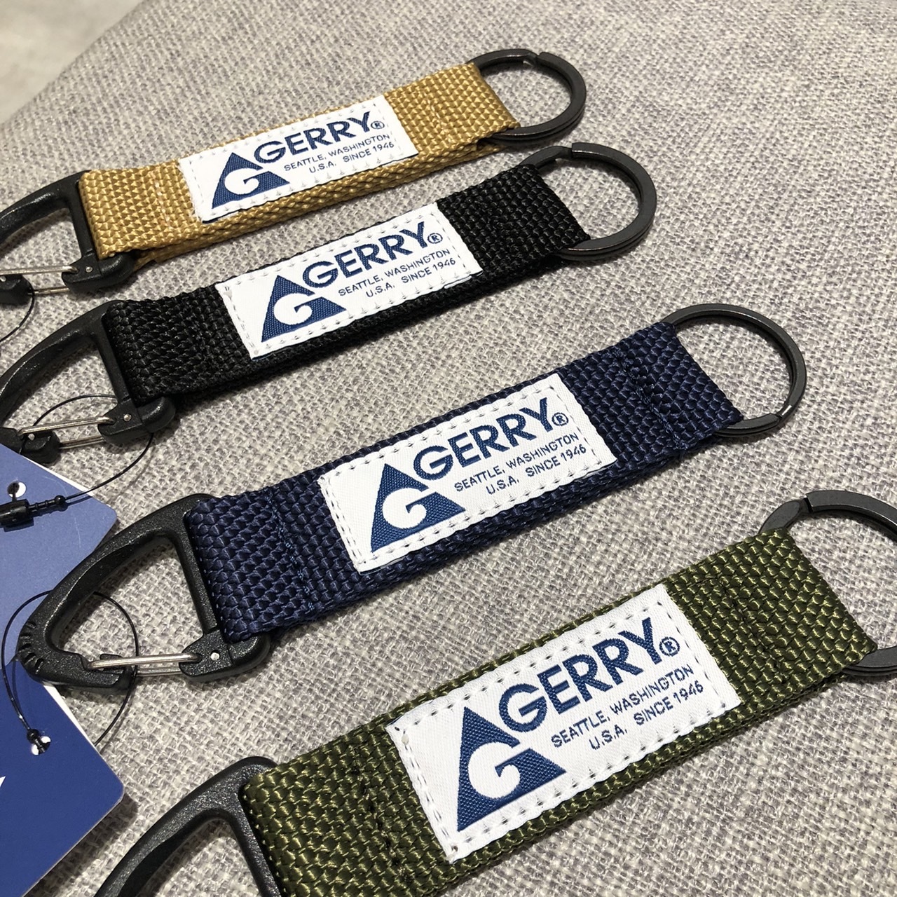 GERRY 多功能鑰匙扣帶 GR078ZM