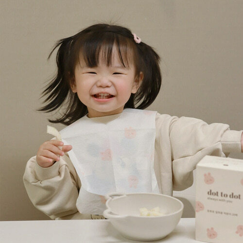 (現貨) DTD一次性口水肩(兔仔, 一盒20pc)