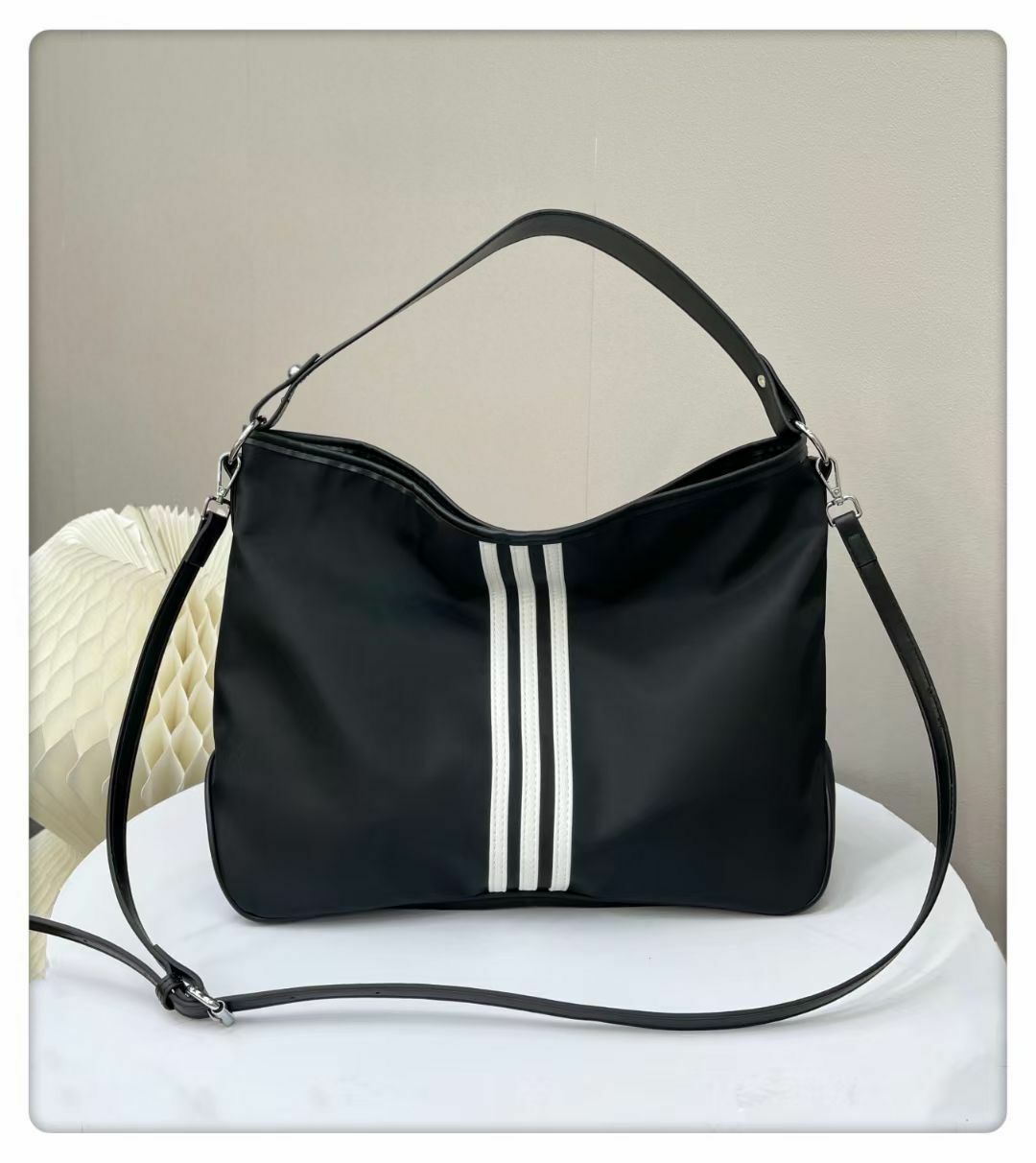 Sporty Stripes Hobo Bag [G2385]