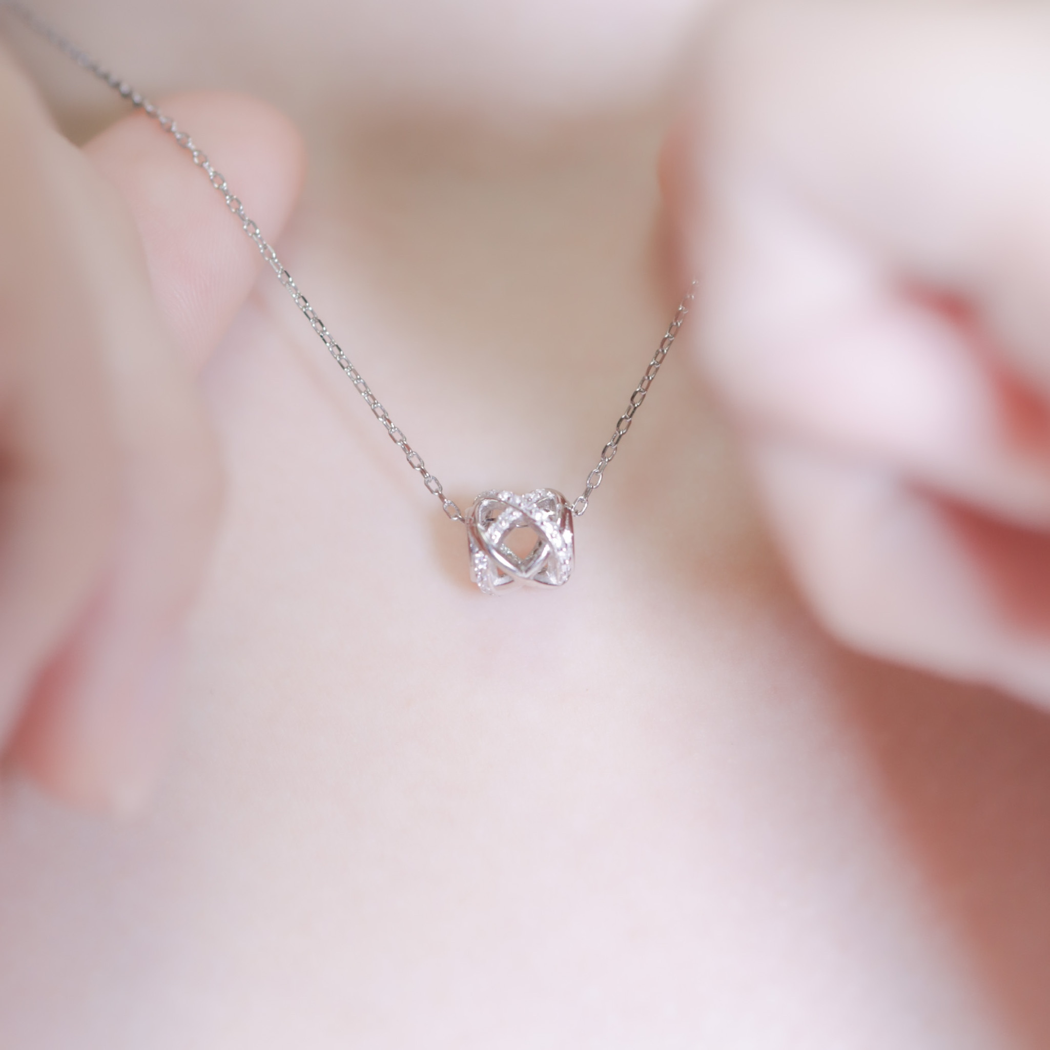 | 925 Silver・White Gold・Rose Gold | Knitted Ball Necklace（Silver / Rose Gold) | NE0905 |
