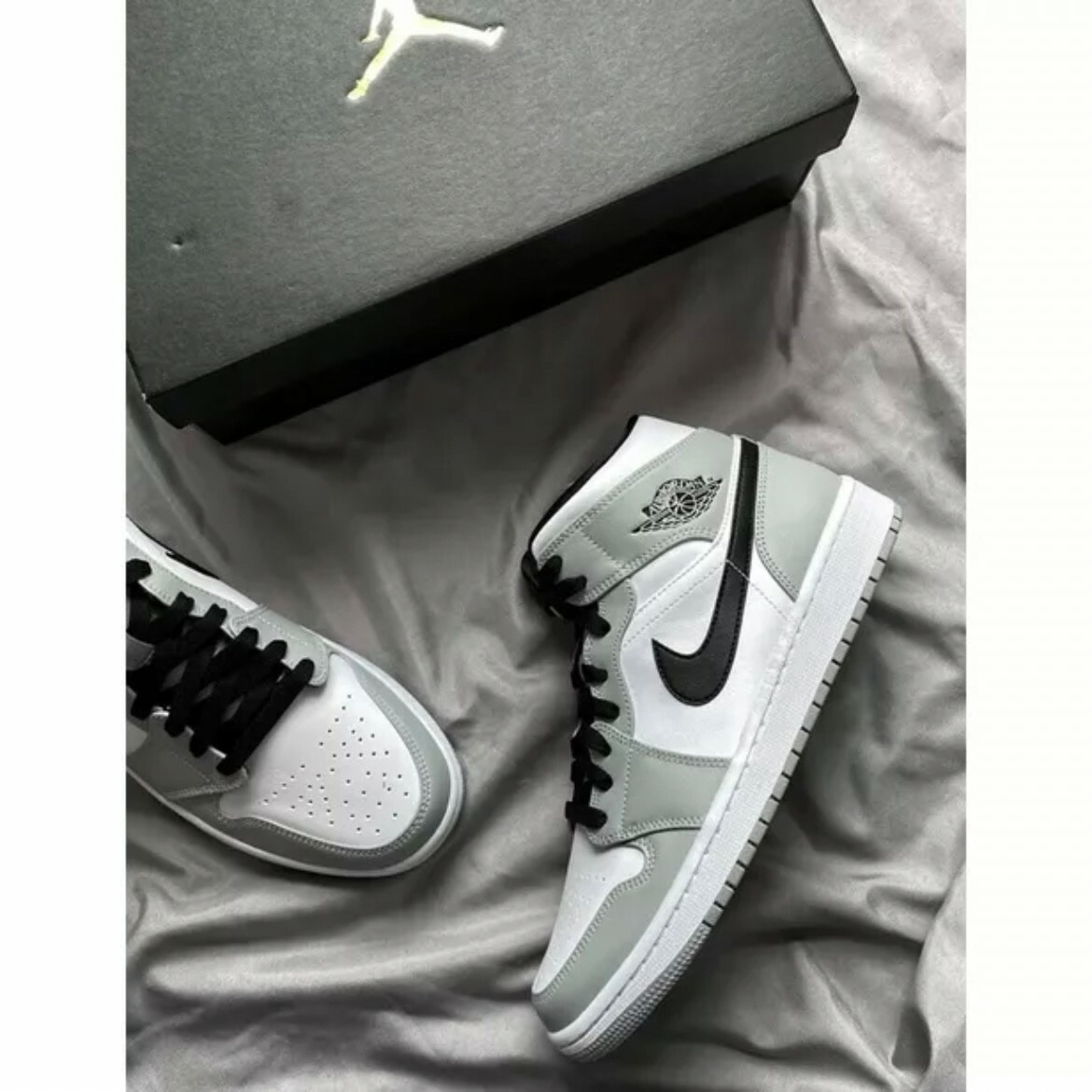 Nike Air Jordan 1 Mid Smoke Grey 灰白黑 煙灰 男女 AJ1