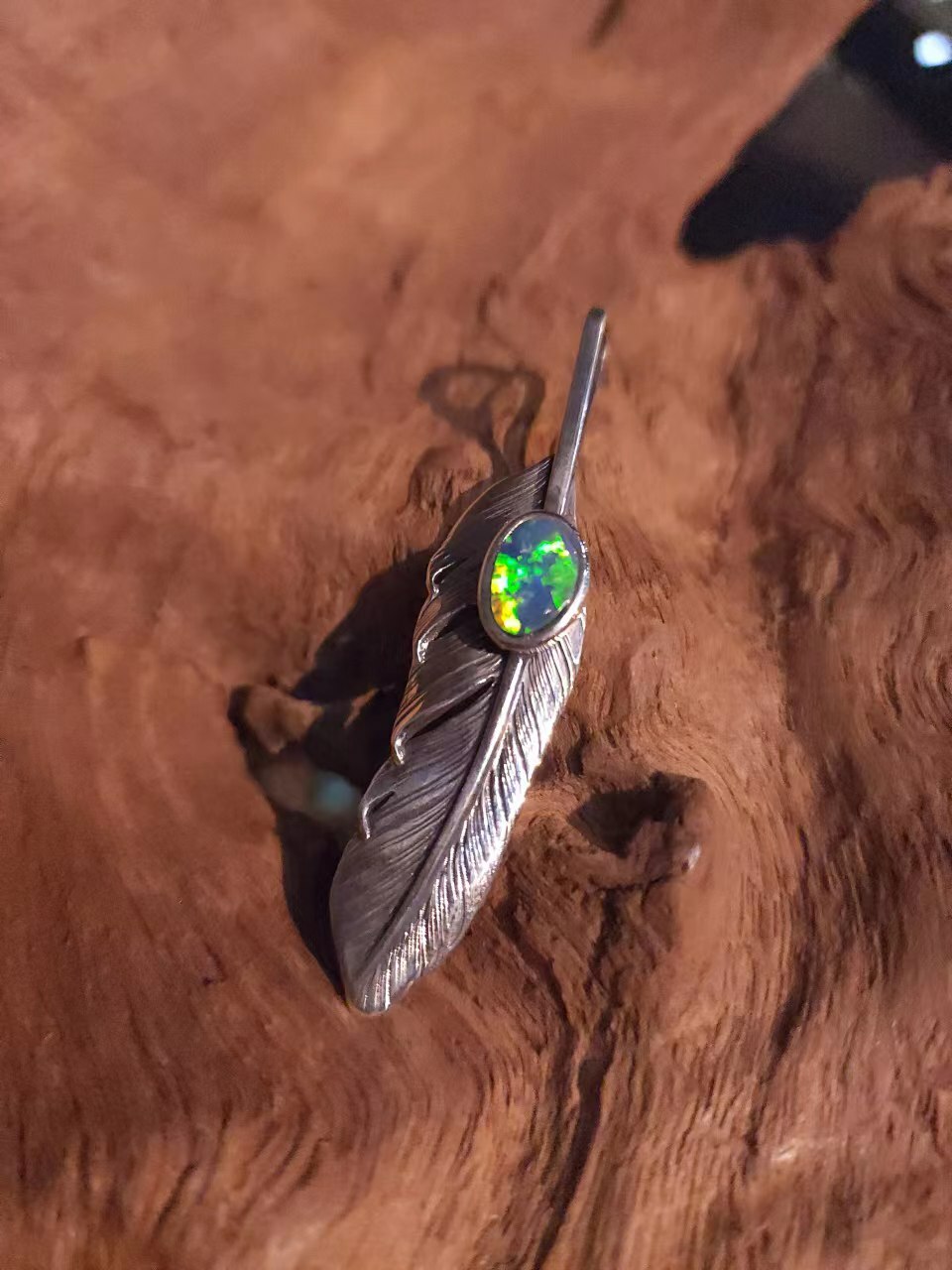 *Black Venom Jewelry-Freedom & Prayer L(7cm)鑲澳洲蛋白石銀羽。