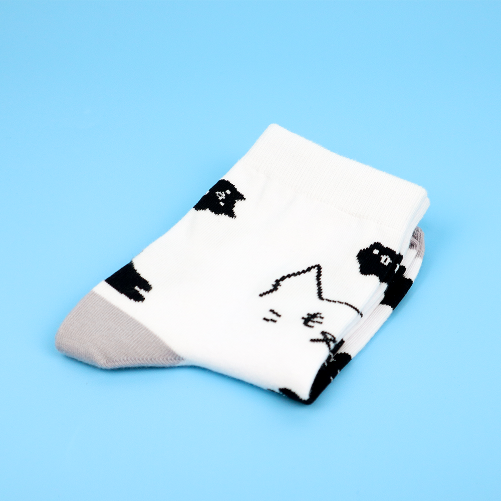 露咖貓聯名・黑炭貓帕吉飛躍｜童襪