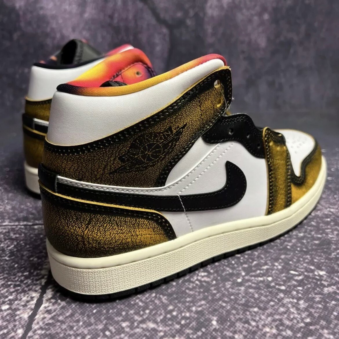 Nike Air Jordan 1 Mid SE 中筒 白黑黃 古銅色 復古做舊 男鞋 DQ8417-071