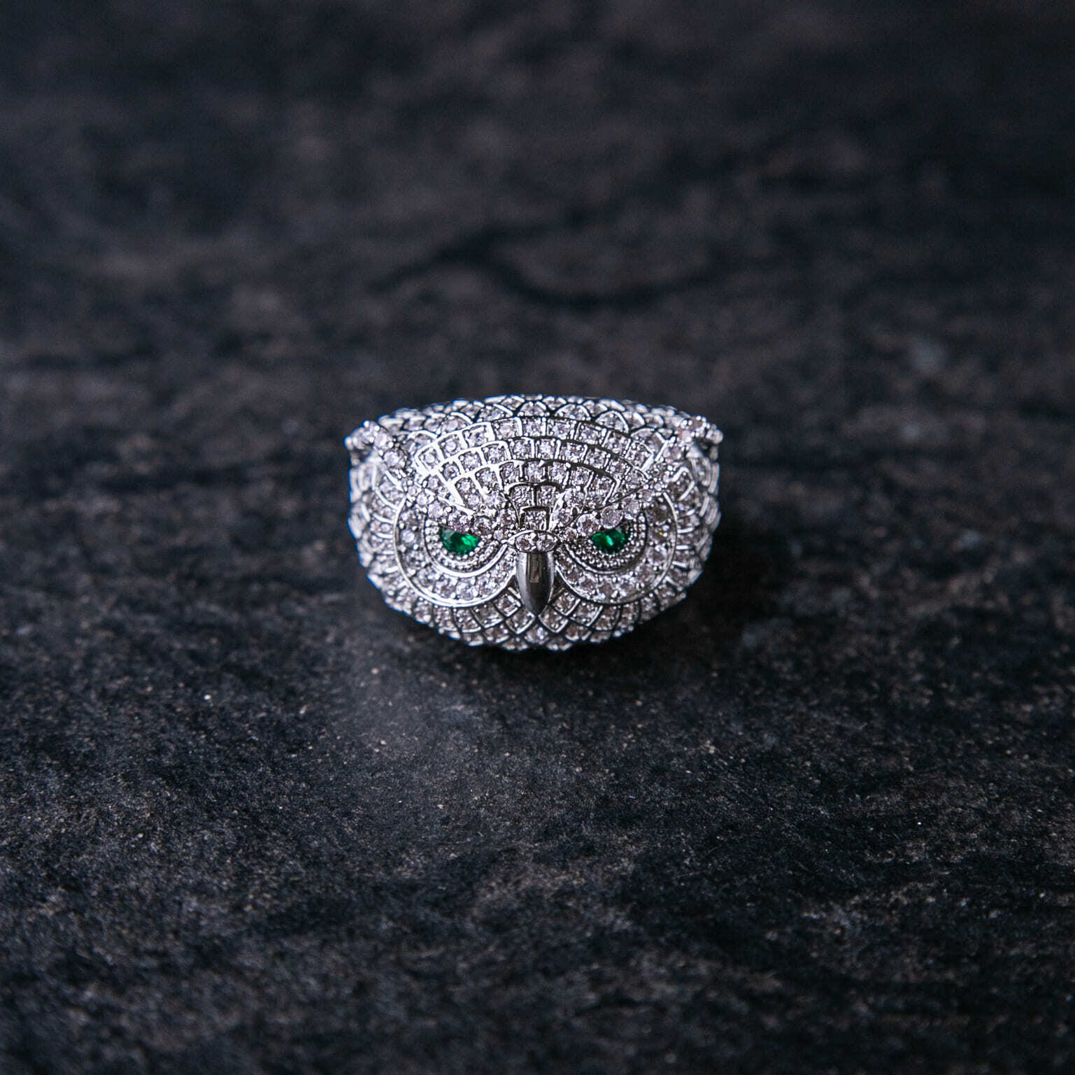 滿鑲貓頭鷹戒指