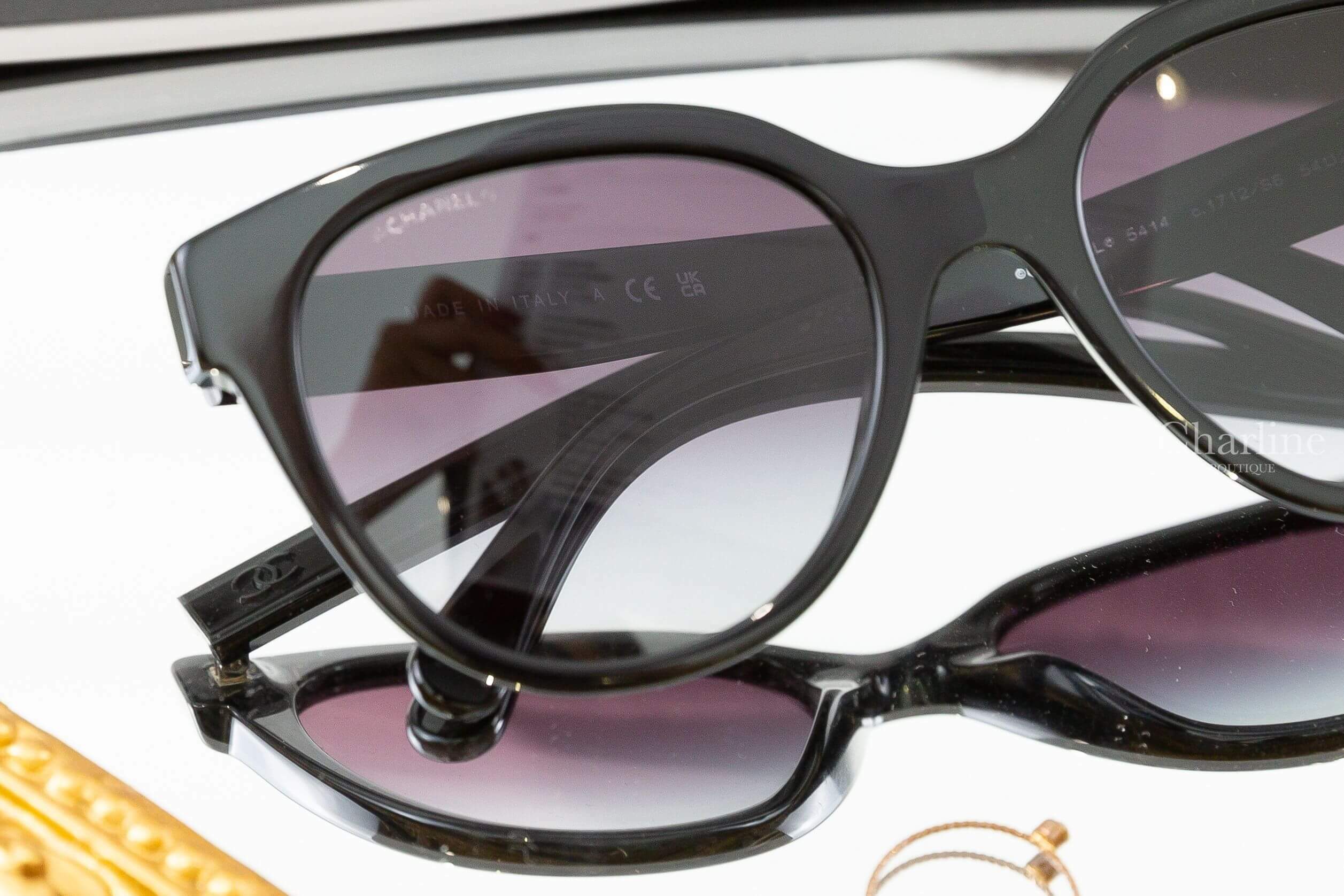Chanel Butterfly Sunglasses 黑色蝴蝶型灰色鏡片黃字側邊黑CC太陽眼鏡